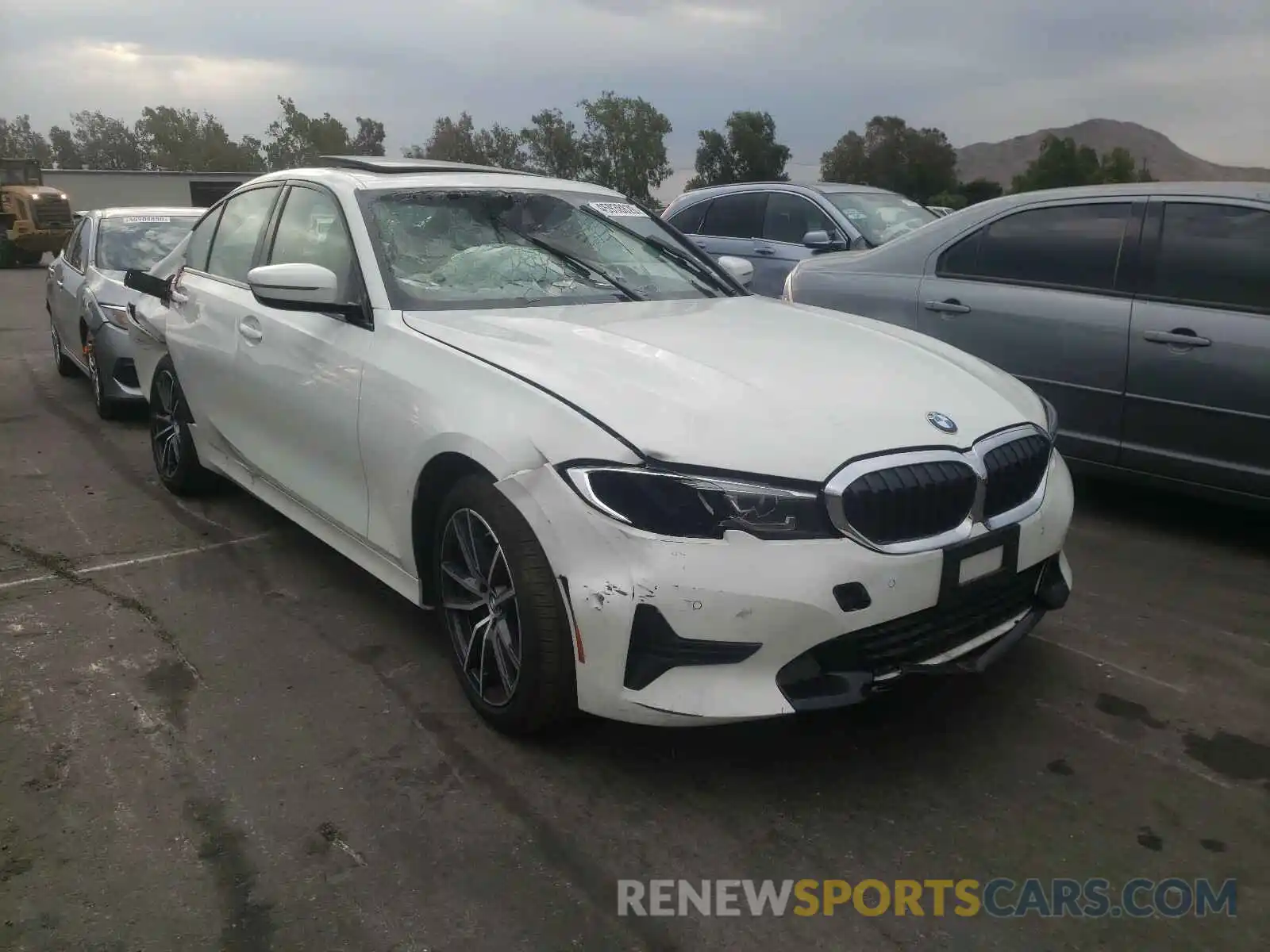 1 Фотография поврежденного автомобиля 3MW5R7J07L8B03801 BMW 3 SERIES 2020