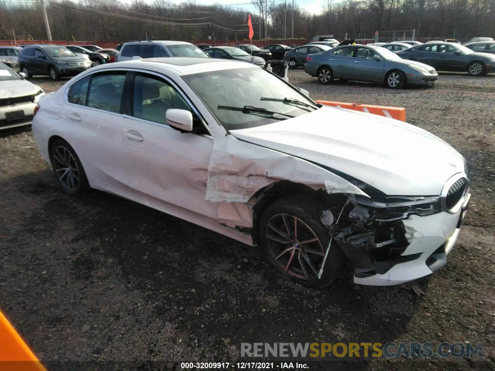 1 Photograph of a damaged car 3MW5R7J07L8B13213 BMW 3 SERIES 2020