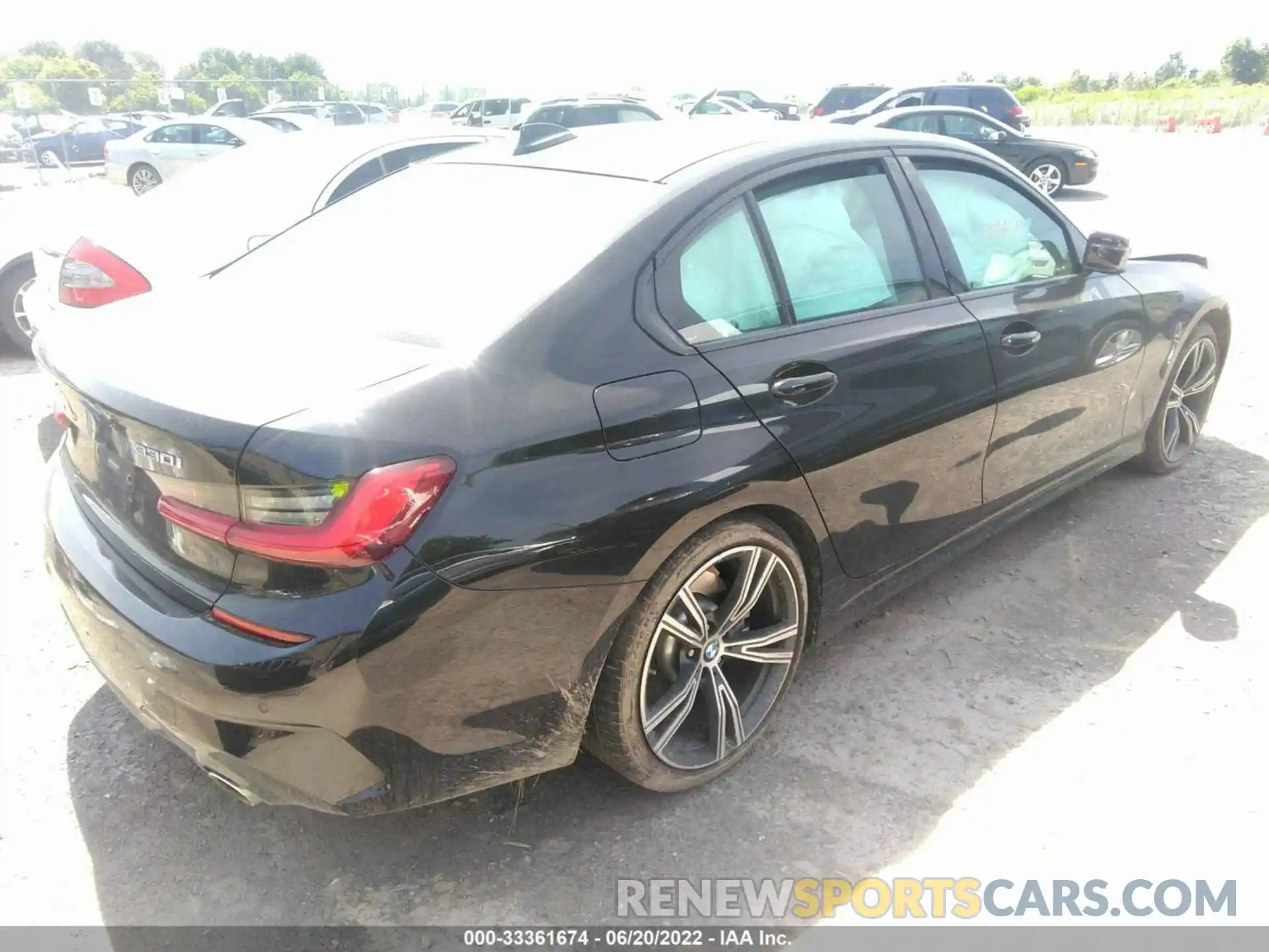 4 Photograph of a damaged car 3MW5R7J07L8B15401 BMW 3 SERIES 2020