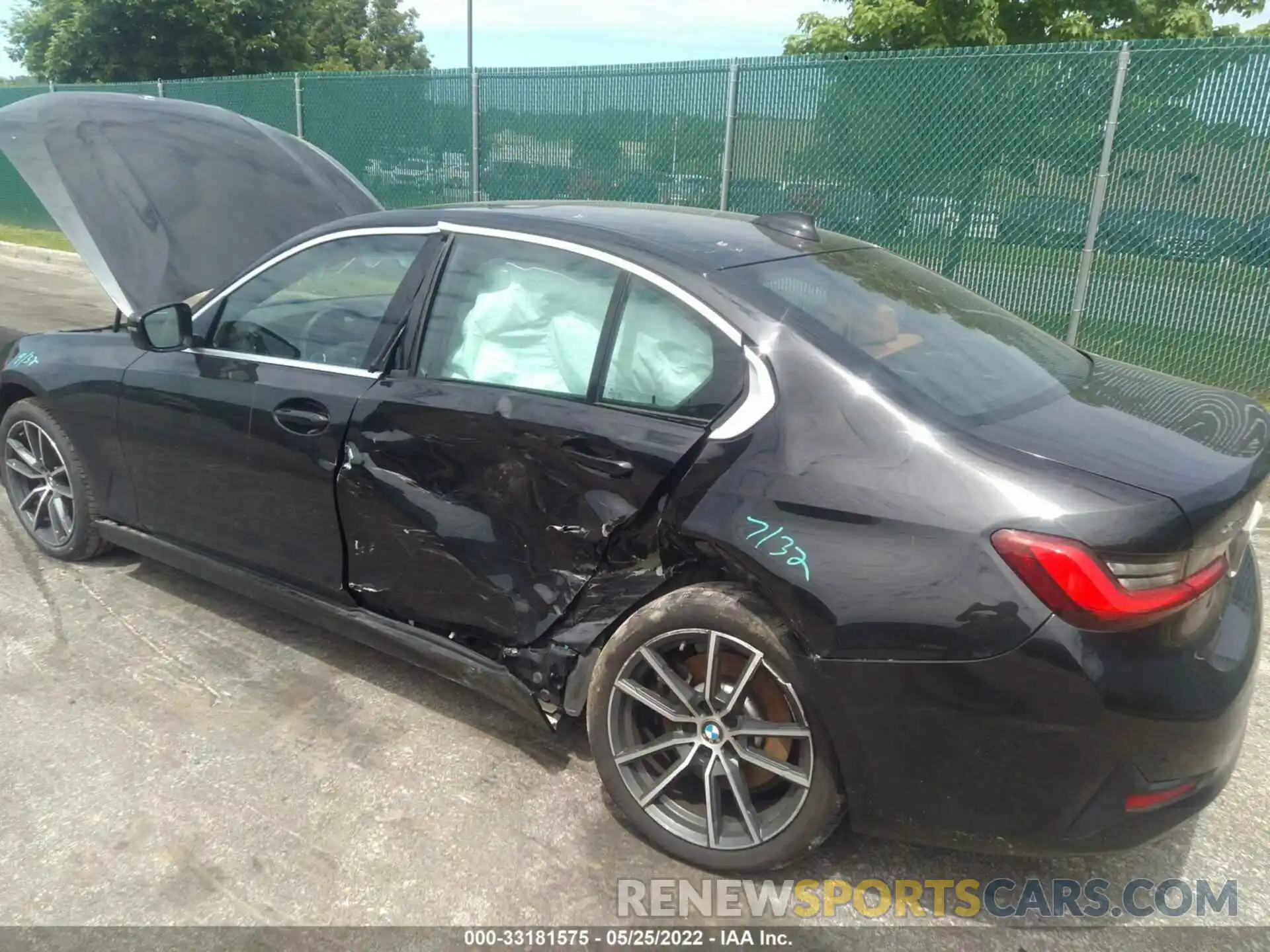 6 Photograph of a damaged car 3MW5R7J07L8B19030 BMW 3 SERIES 2020