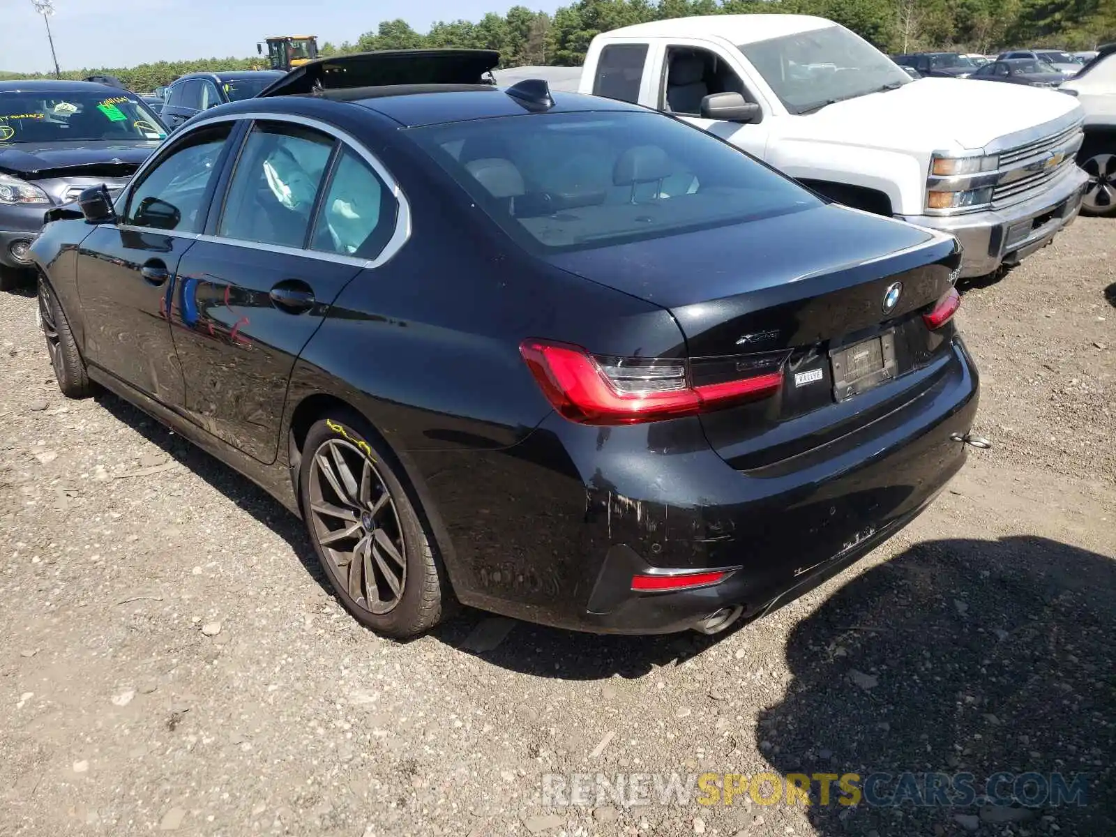 3 Photograph of a damaged car 3MW5R7J07L8B20257 BMW 3 SERIES 2020