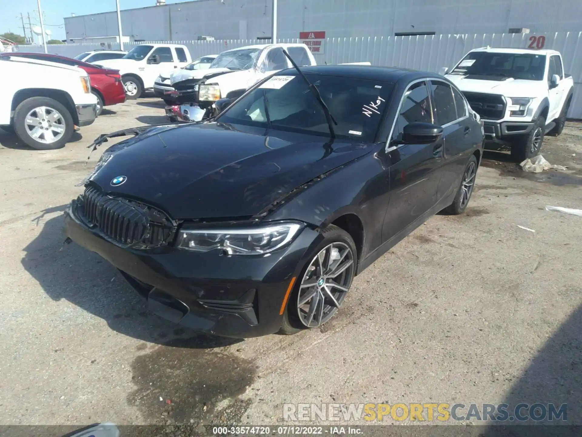 2 Photograph of a damaged car 3MW5R7J07L8B21683 BMW 3 SERIES 2020