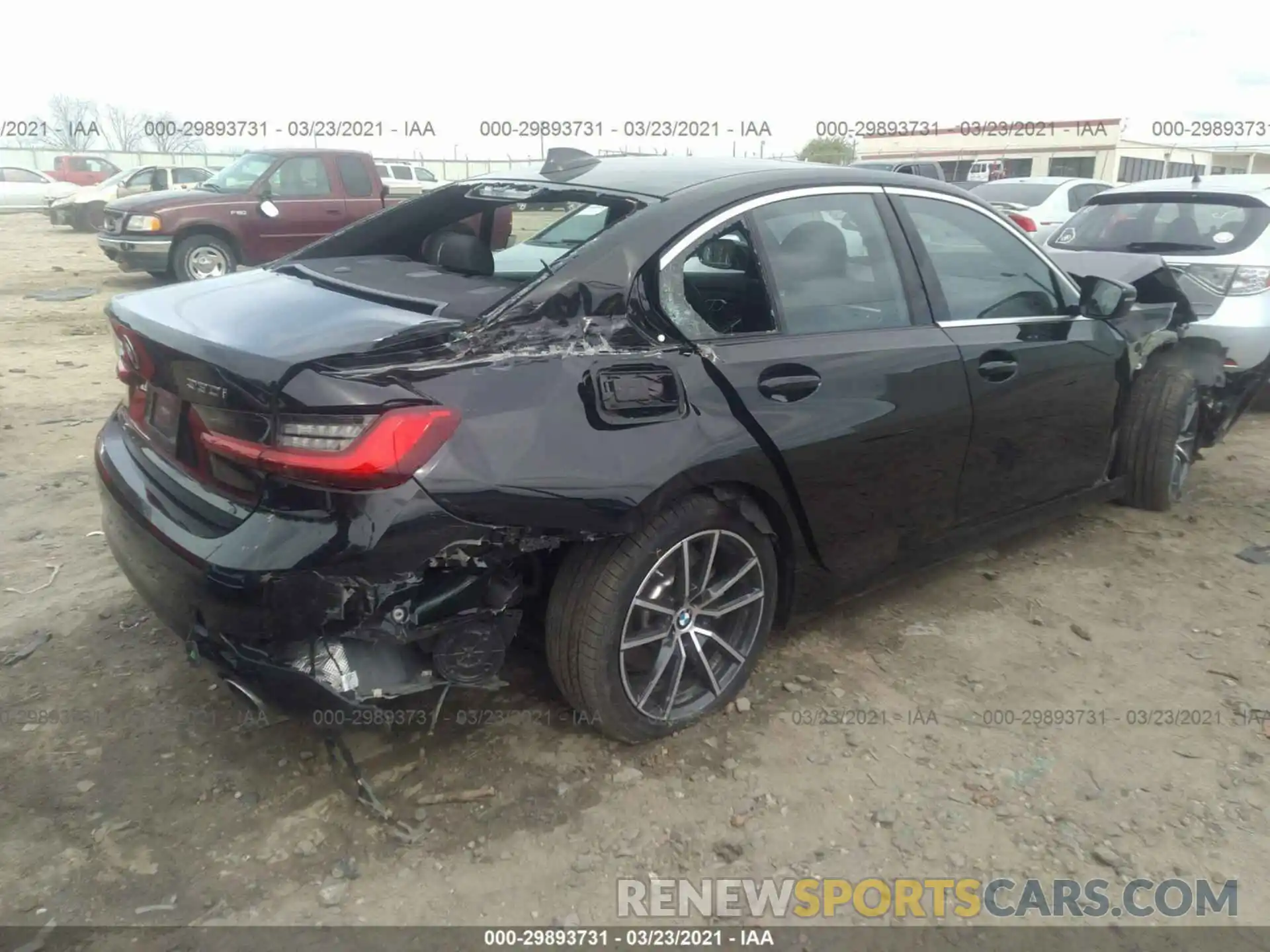 4 Photograph of a damaged car 3MW5R7J07L8B24650 BMW 3 SERIES 2020