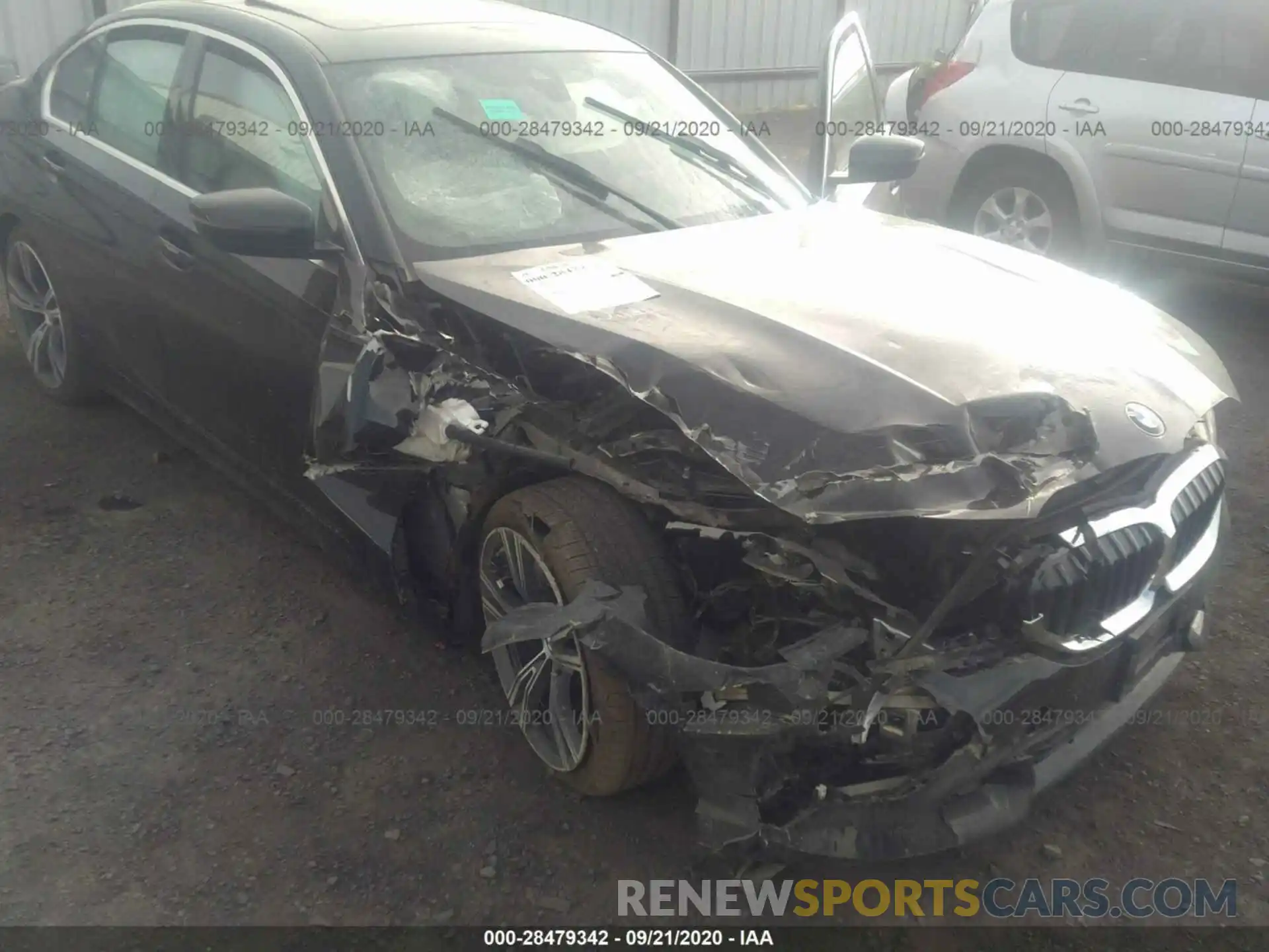 6 Photograph of a damaged car 3MW5R7J07L8B28617 BMW 3 SERIES 2020