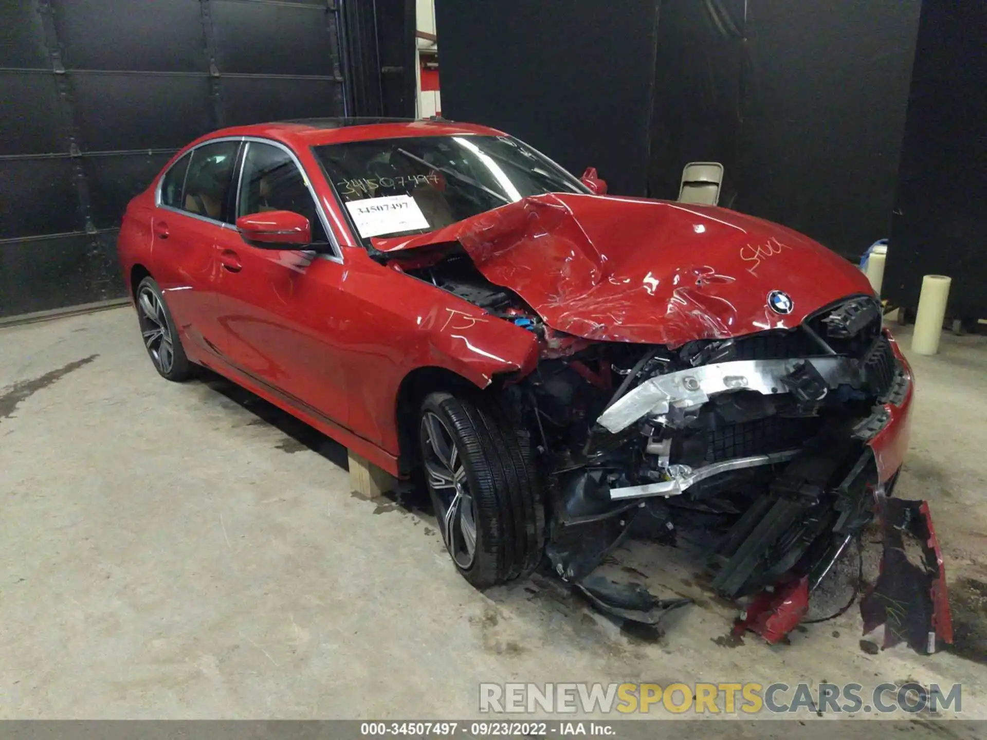 1 Photograph of a damaged car 3MW5R7J07L8B30111 BMW 3 SERIES 2020