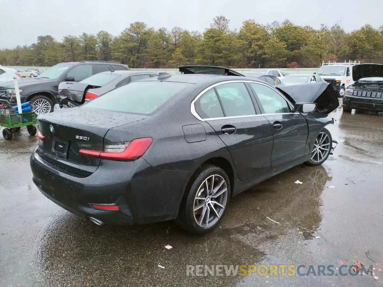 4 Photograph of a damaged car 3MW5R7J07L8B45725 BMW 3 SERIES 2020