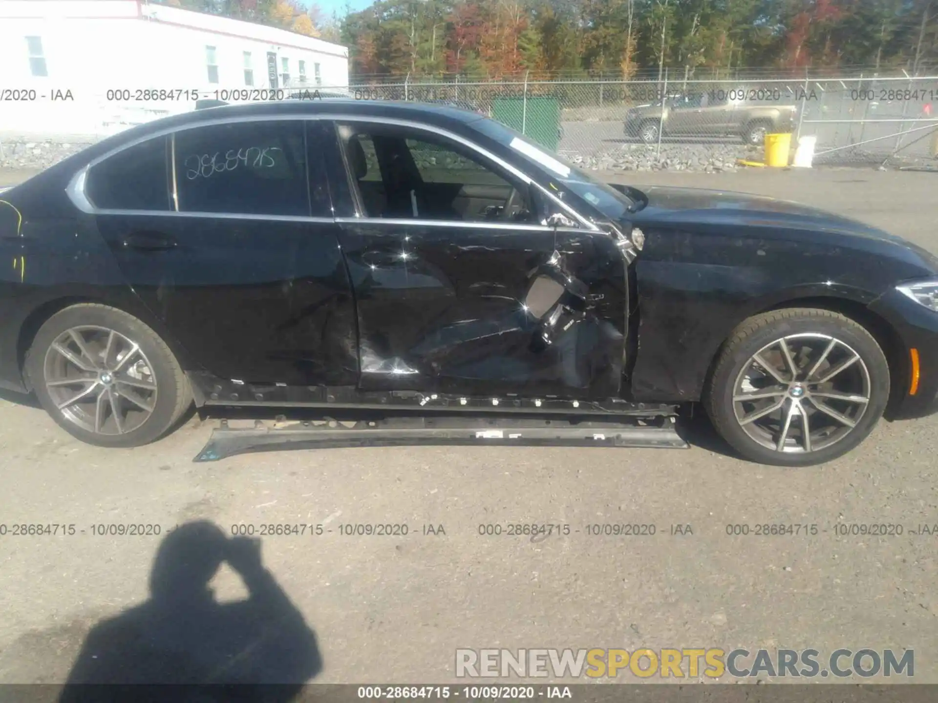 6 Photograph of a damaged car 3MW5R7J08L8B05878 BMW 3 SERIES 2020