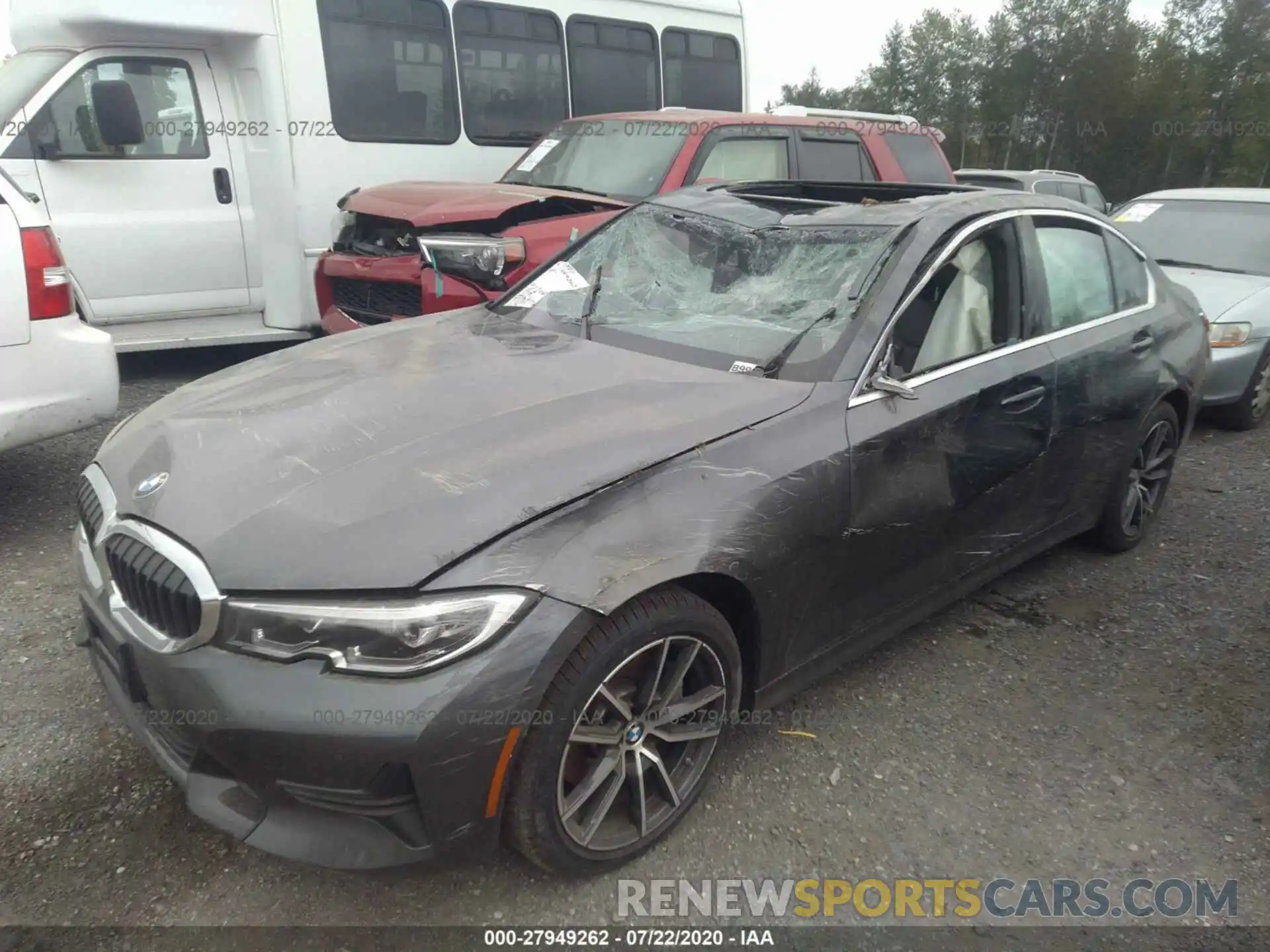 2 Photograph of a damaged car 3MW5R7J08L8B06321 BMW 3 SERIES 2020