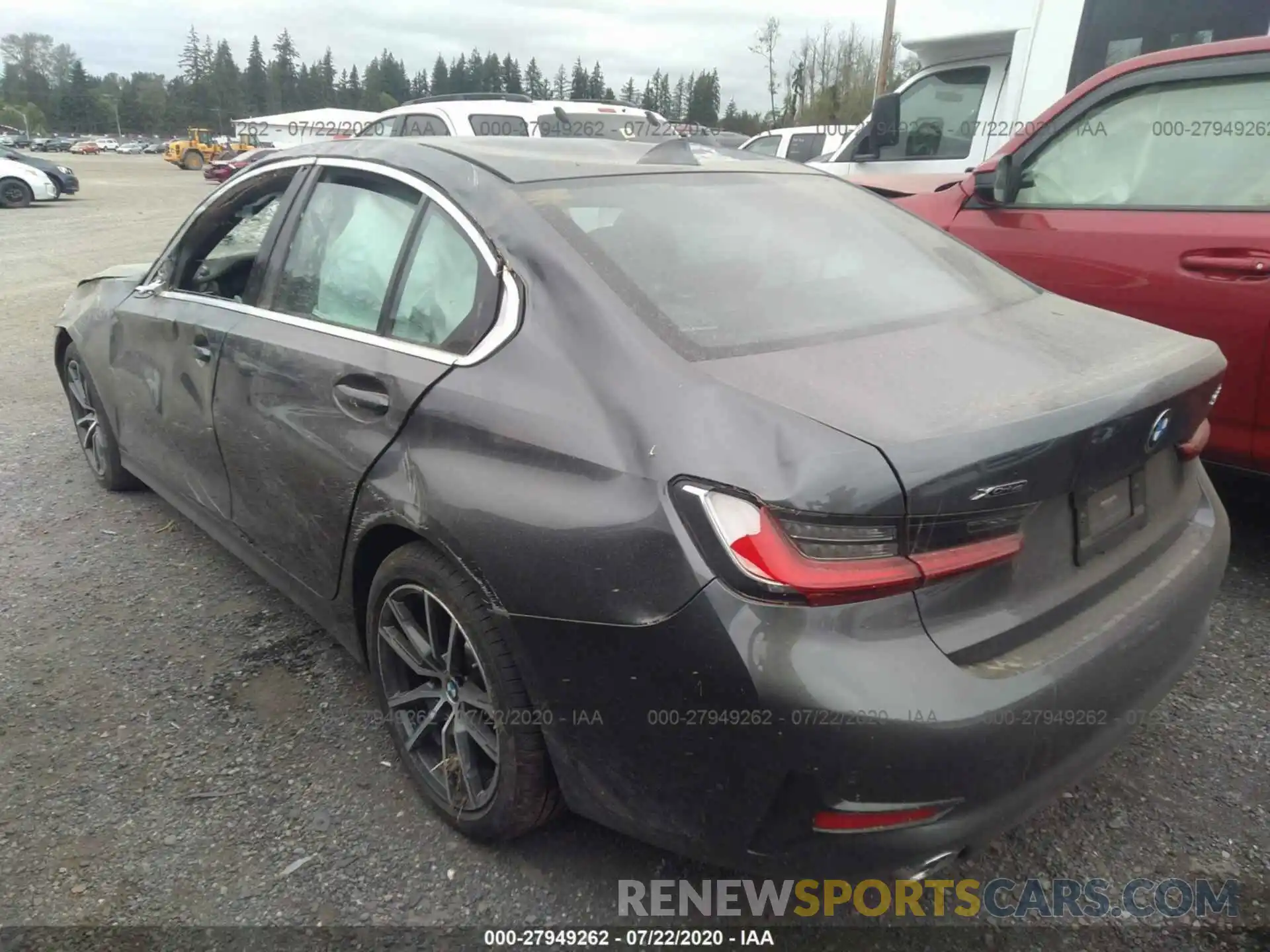 3 Photograph of a damaged car 3MW5R7J08L8B06321 BMW 3 SERIES 2020