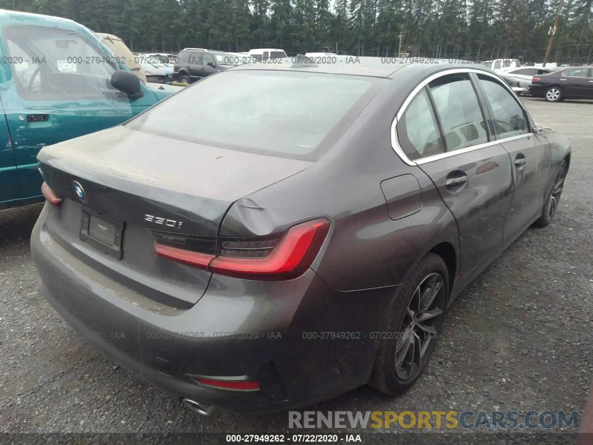 4 Photograph of a damaged car 3MW5R7J08L8B06321 BMW 3 SERIES 2020