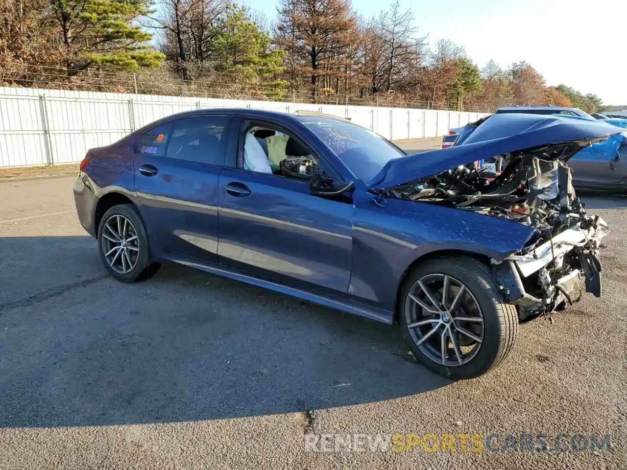 4 Photograph of a damaged car 3MW5R7J08L8B10935 BMW 3 SERIES 2020