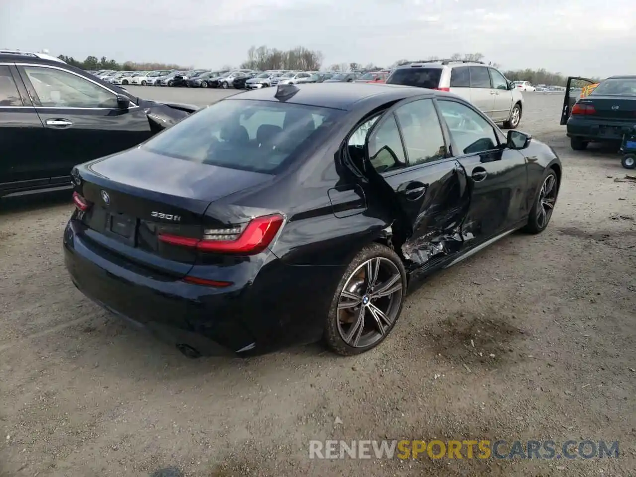 4 Photograph of a damaged car 3MW5R7J08L8B11003 BMW 3 SERIES 2020