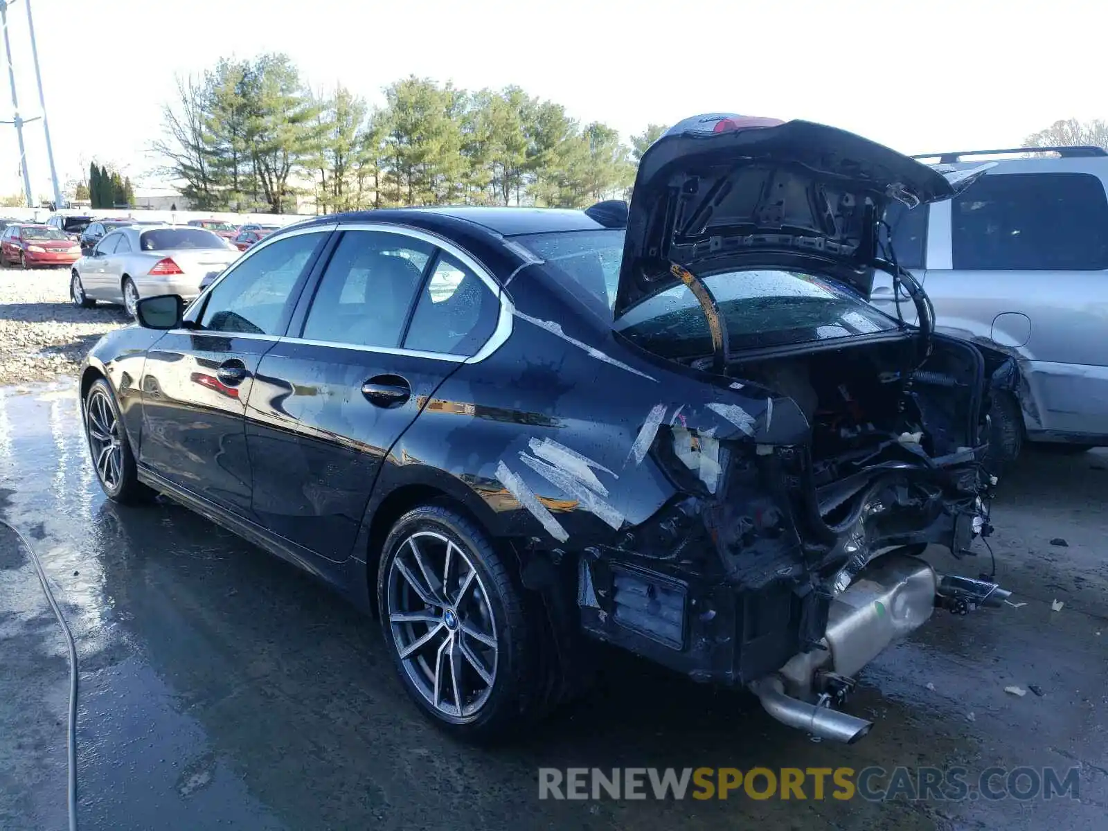 3 Photograph of a damaged car 3MW5R7J08L8B13091 BMW 3 SERIES 2020