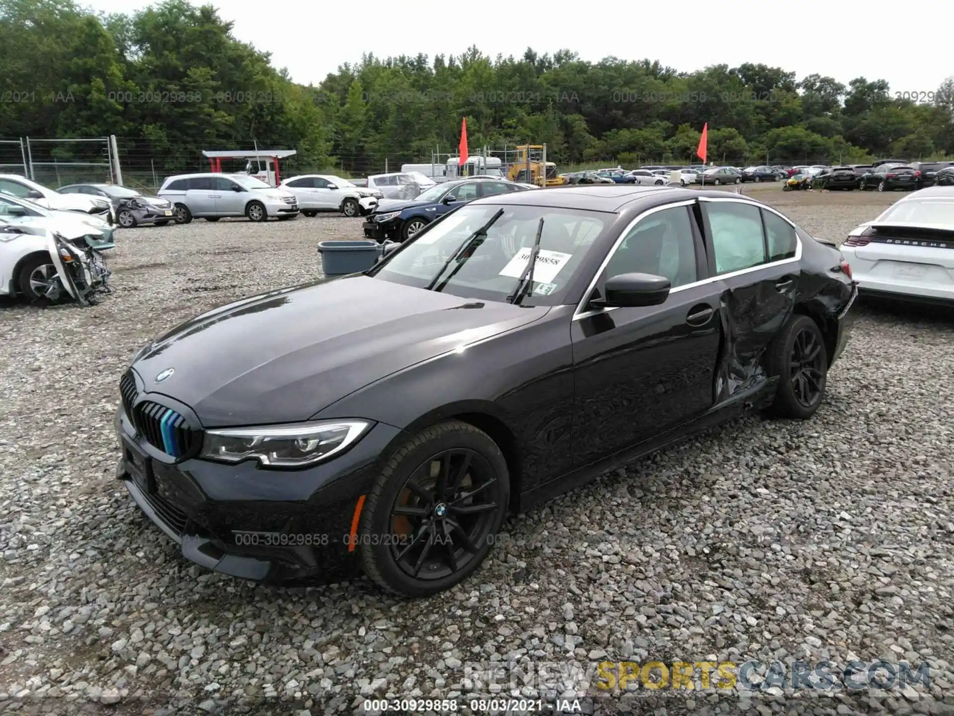 2 Фотография поврежденного автомобиля 3MW5R7J08L8B17402 BMW 3 SERIES 2020