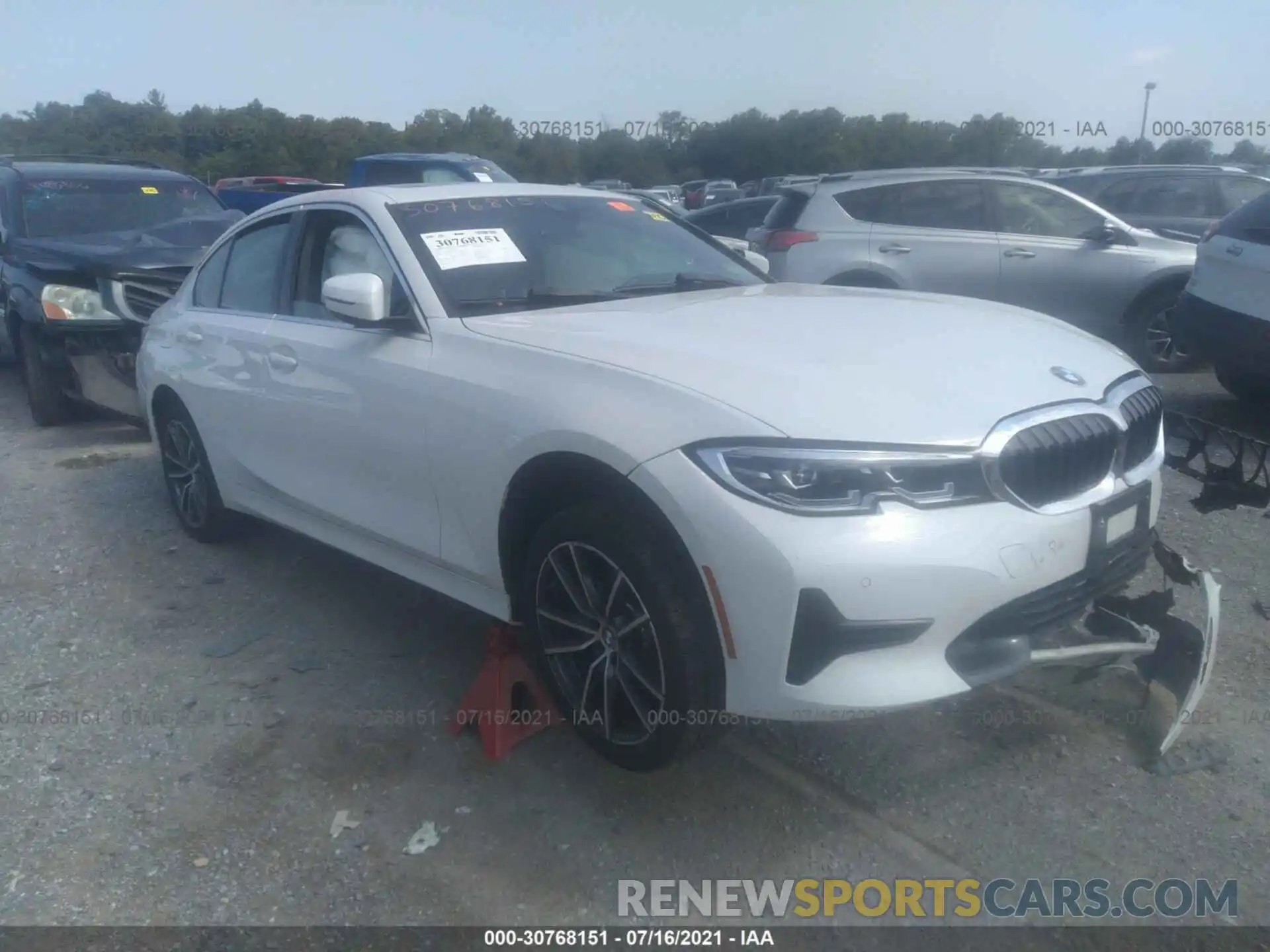 1 Photograph of a damaged car 3MW5R7J08L8B20820 BMW 3 SERIES 2020