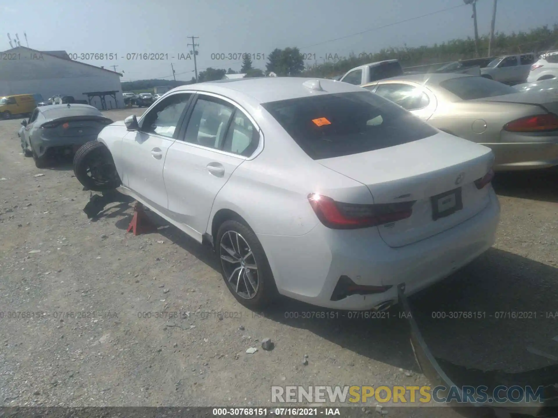 3 Photograph of a damaged car 3MW5R7J08L8B20820 BMW 3 SERIES 2020