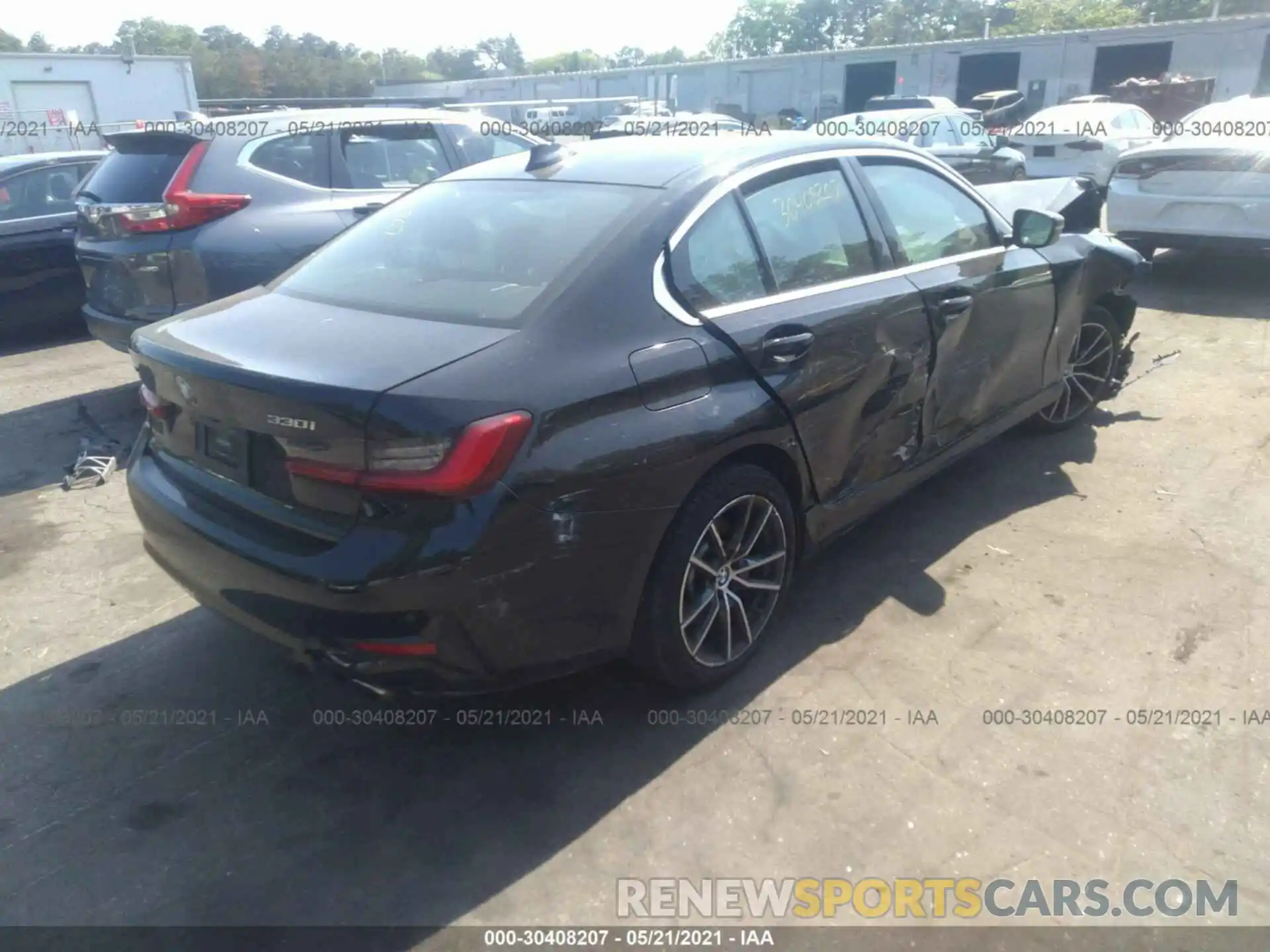 4 Photograph of a damaged car 3MW5R7J08L8B21353 BMW 3 SERIES 2020