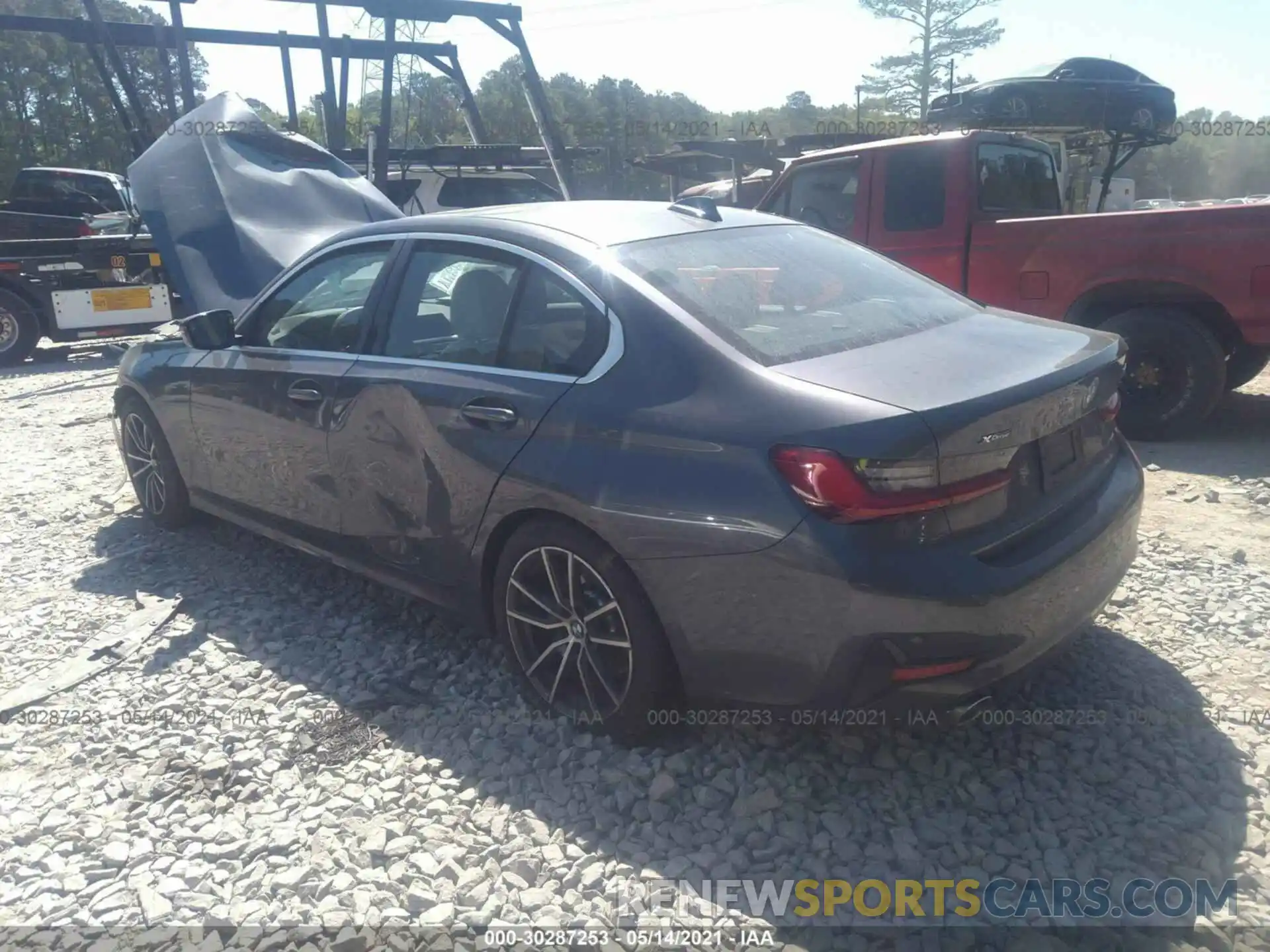 3 Photograph of a damaged car 3MW5R7J08L8B22793 BMW 3 SERIES 2020