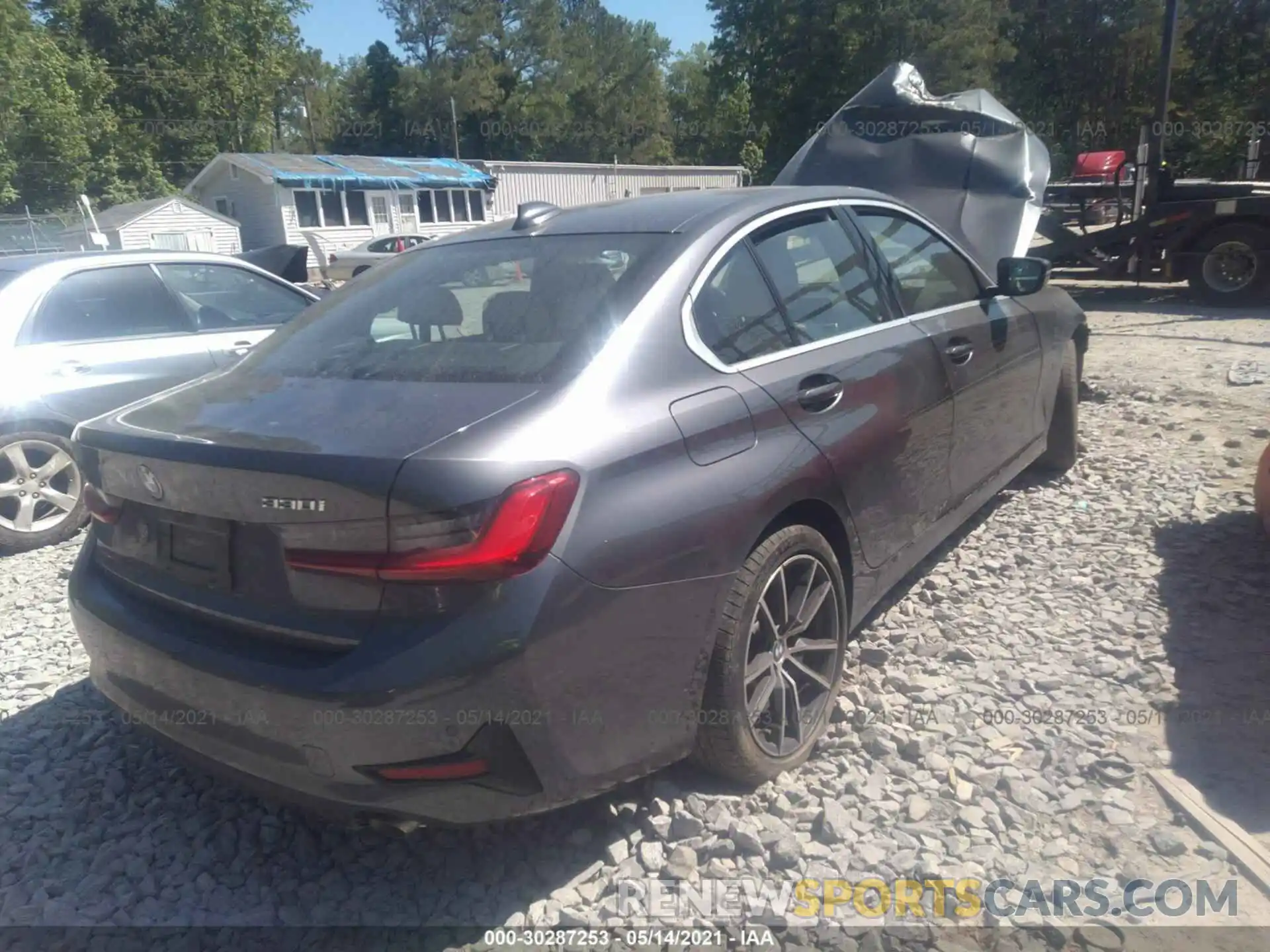 4 Photograph of a damaged car 3MW5R7J08L8B22793 BMW 3 SERIES 2020