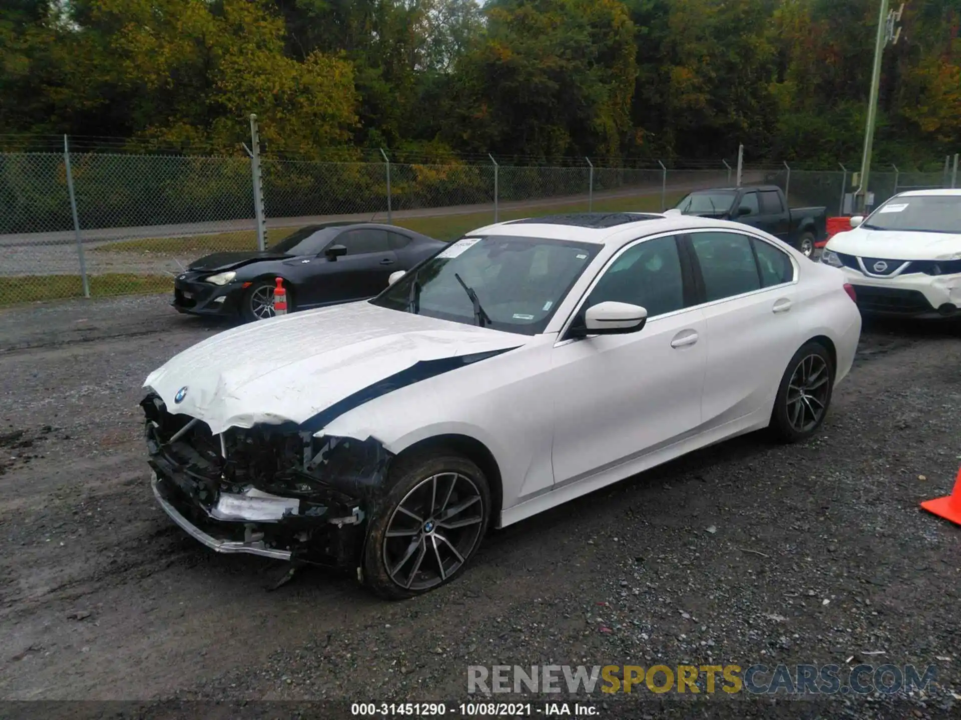 2 Photograph of a damaged car 3MW5R7J08L8B23278 BMW 3 SERIES 2020