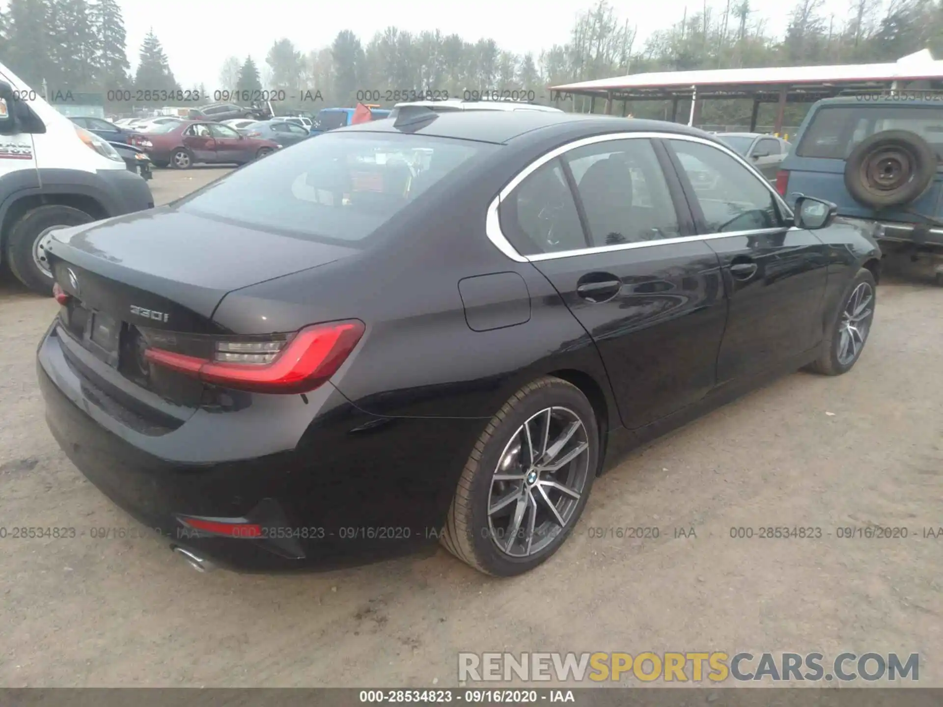 4 Photograph of a damaged car 3MW5R7J08L8B24074 BMW 3 SERIES 2020