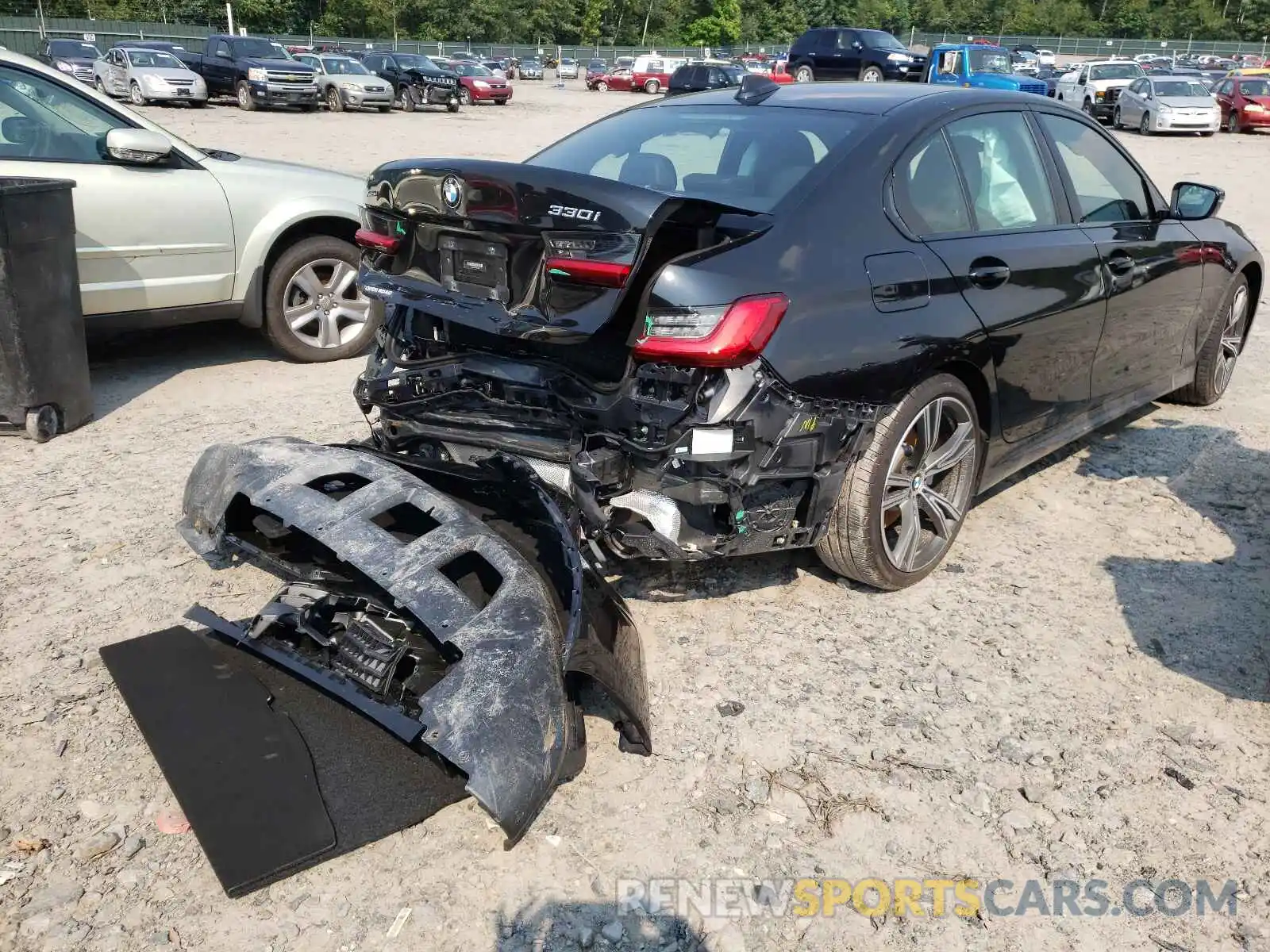 4 Photograph of a damaged car 3MW5R7J09L8B13925 BMW 3 SERIES 2020