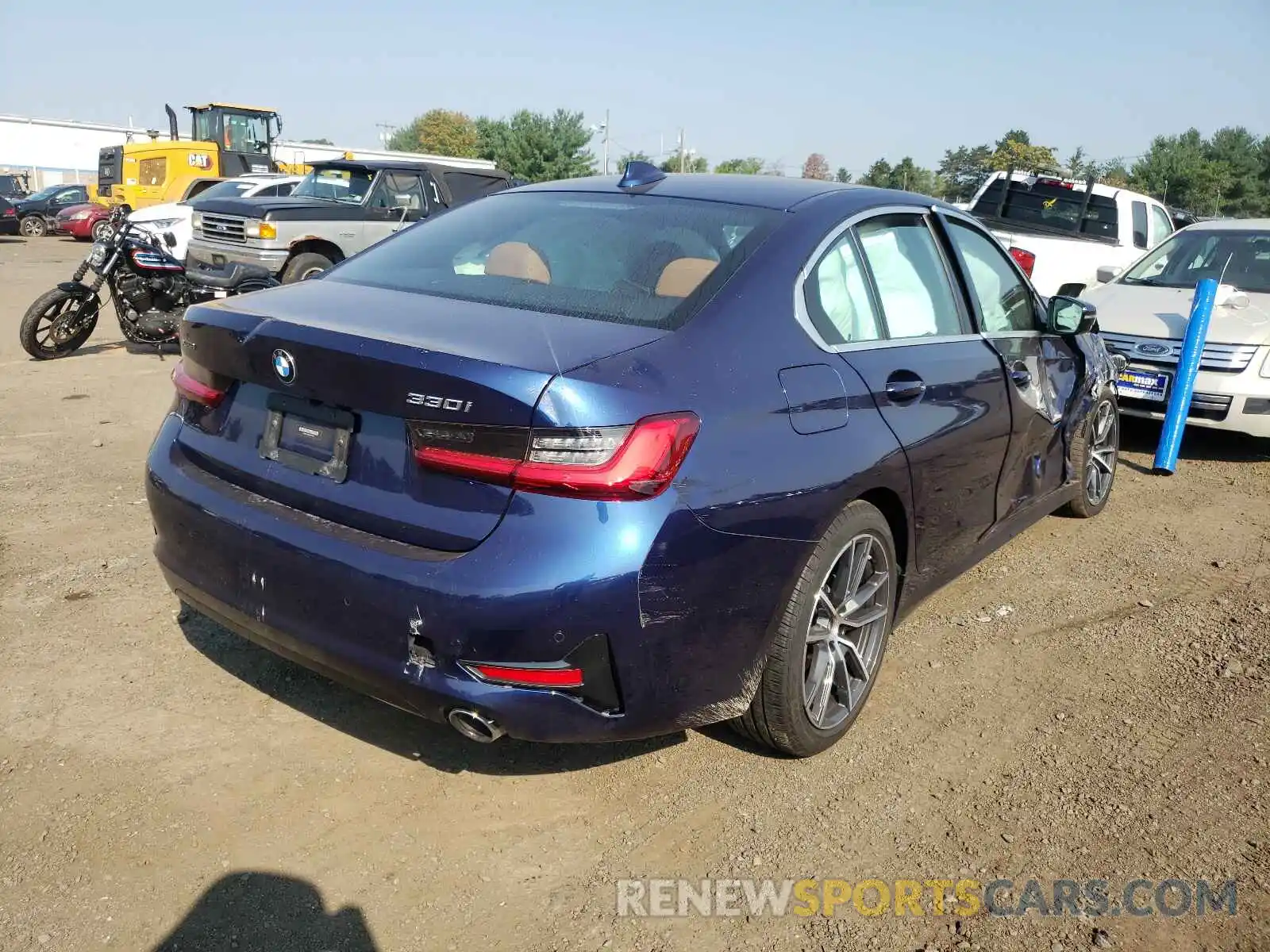 4 Photograph of a damaged car 3MW5R7J09L8B17960 BMW 3 SERIES 2020