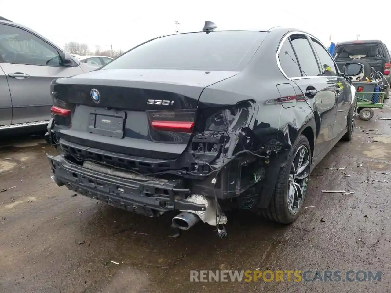 4 Photograph of a damaged car 3MW5R7J09L8B21054 BMW 3 SERIES 2020