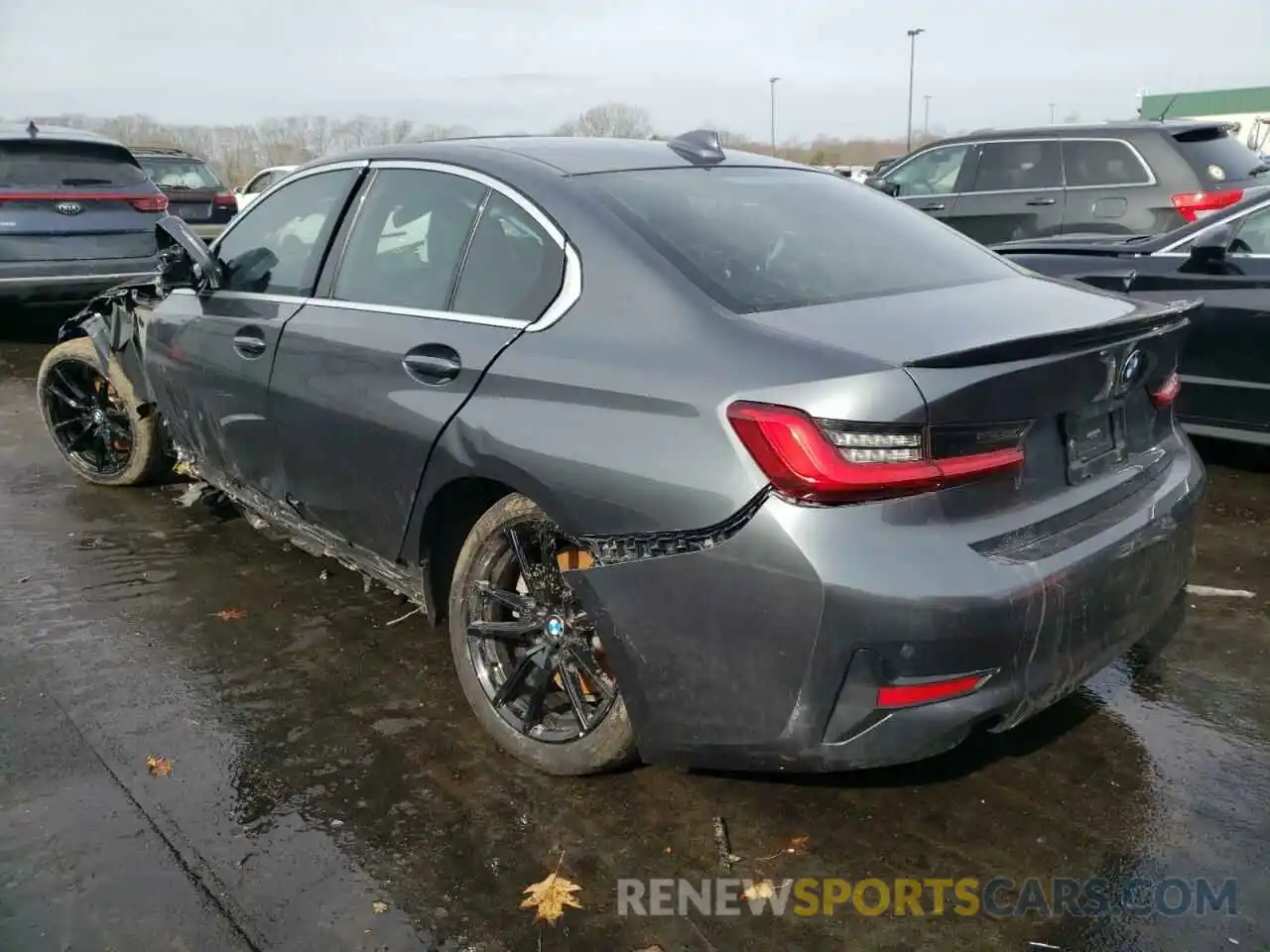 3 Photograph of a damaged car 3MW5R7J09L8B21359 BMW 3 SERIES 2020