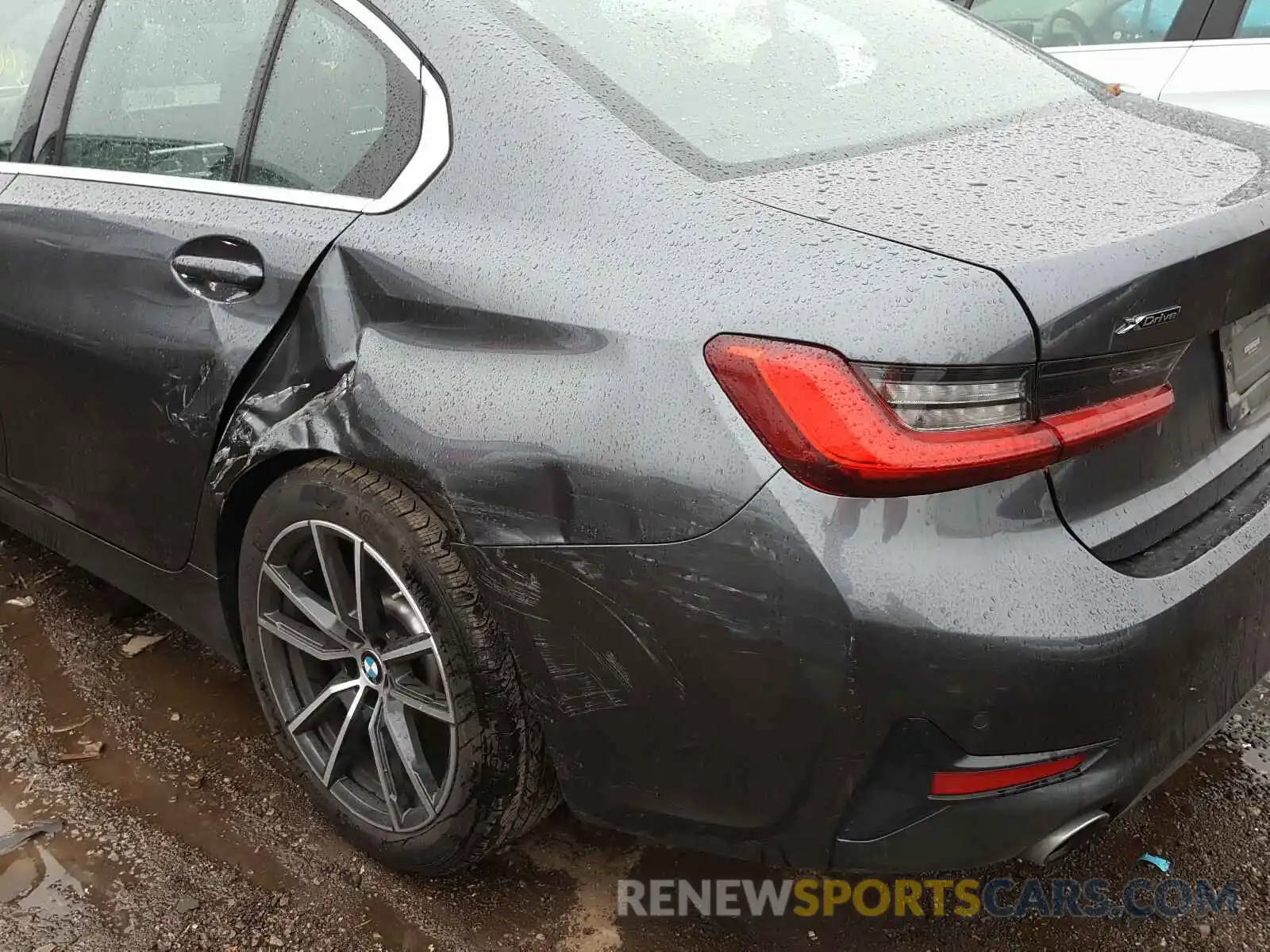 9 Photograph of a damaged car 3MW5R7J09L8B21488 BMW 3 SERIES 2020