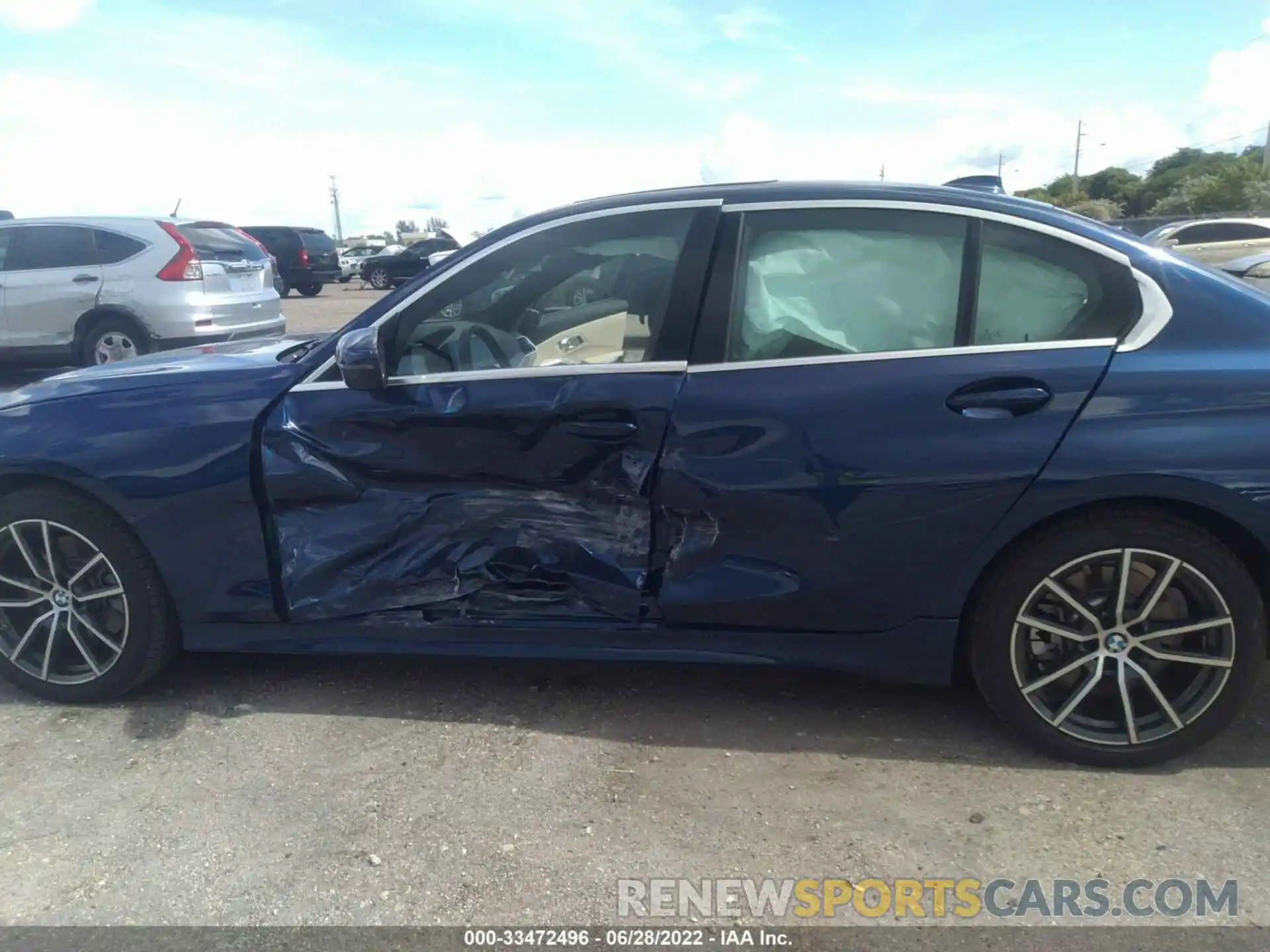 6 Photograph of a damaged car 3MW5R7J09L8B25959 BMW 3 SERIES 2020