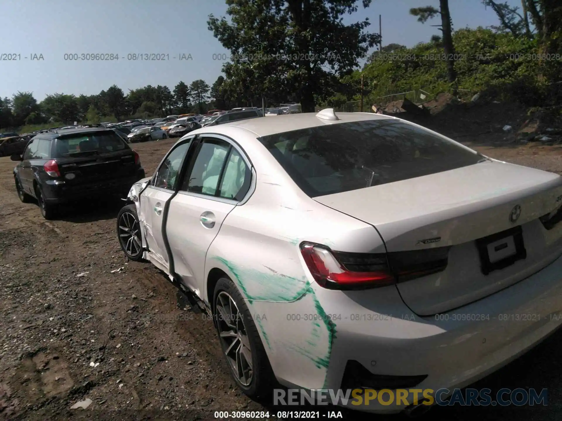 3 Photograph of a damaged car 3MW5R7J09L8B26674 BMW 3 SERIES 2020