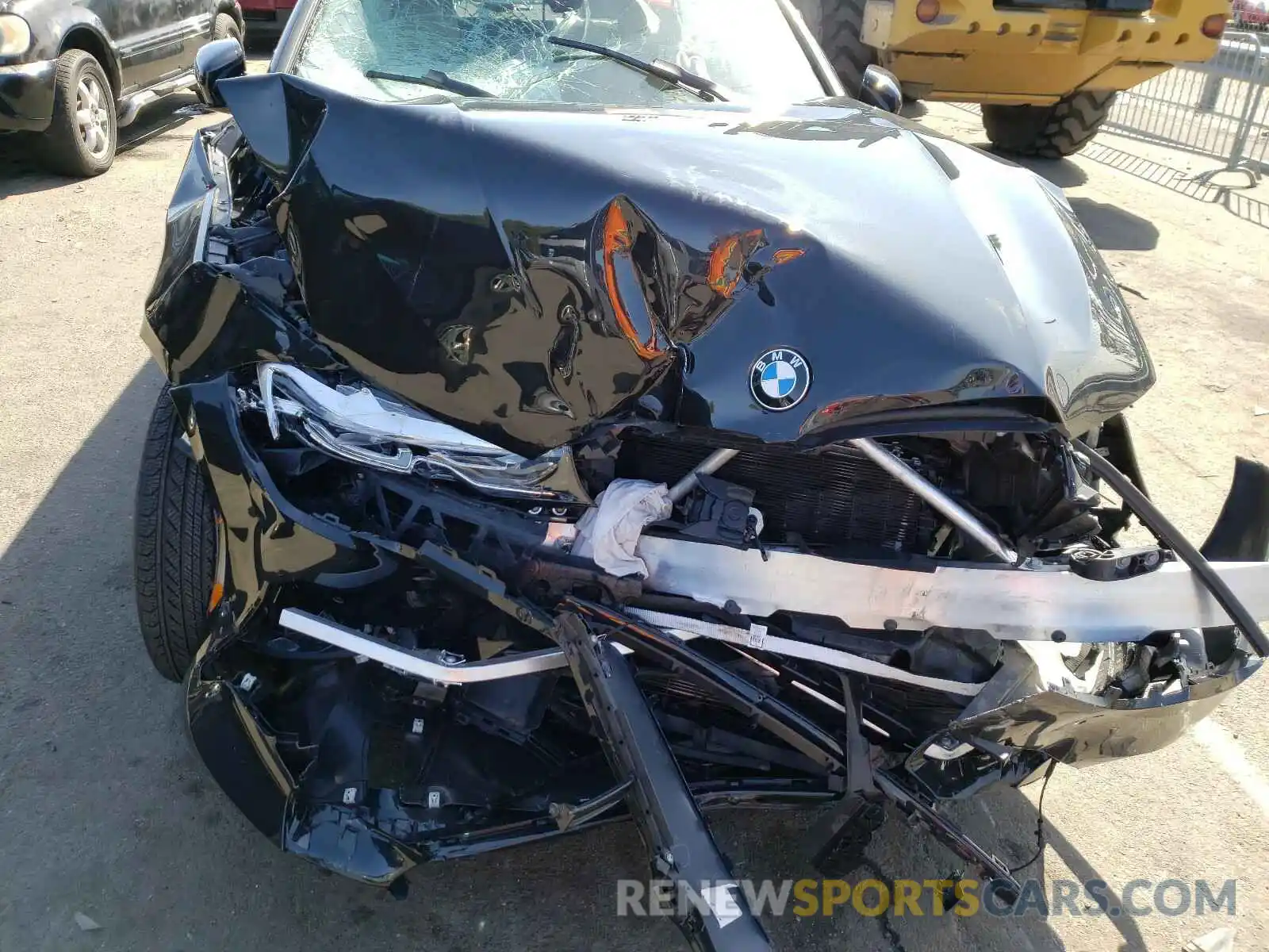 7 Photograph of a damaged car 3MW5R7J09L8B32331 BMW 3 SERIES 2020