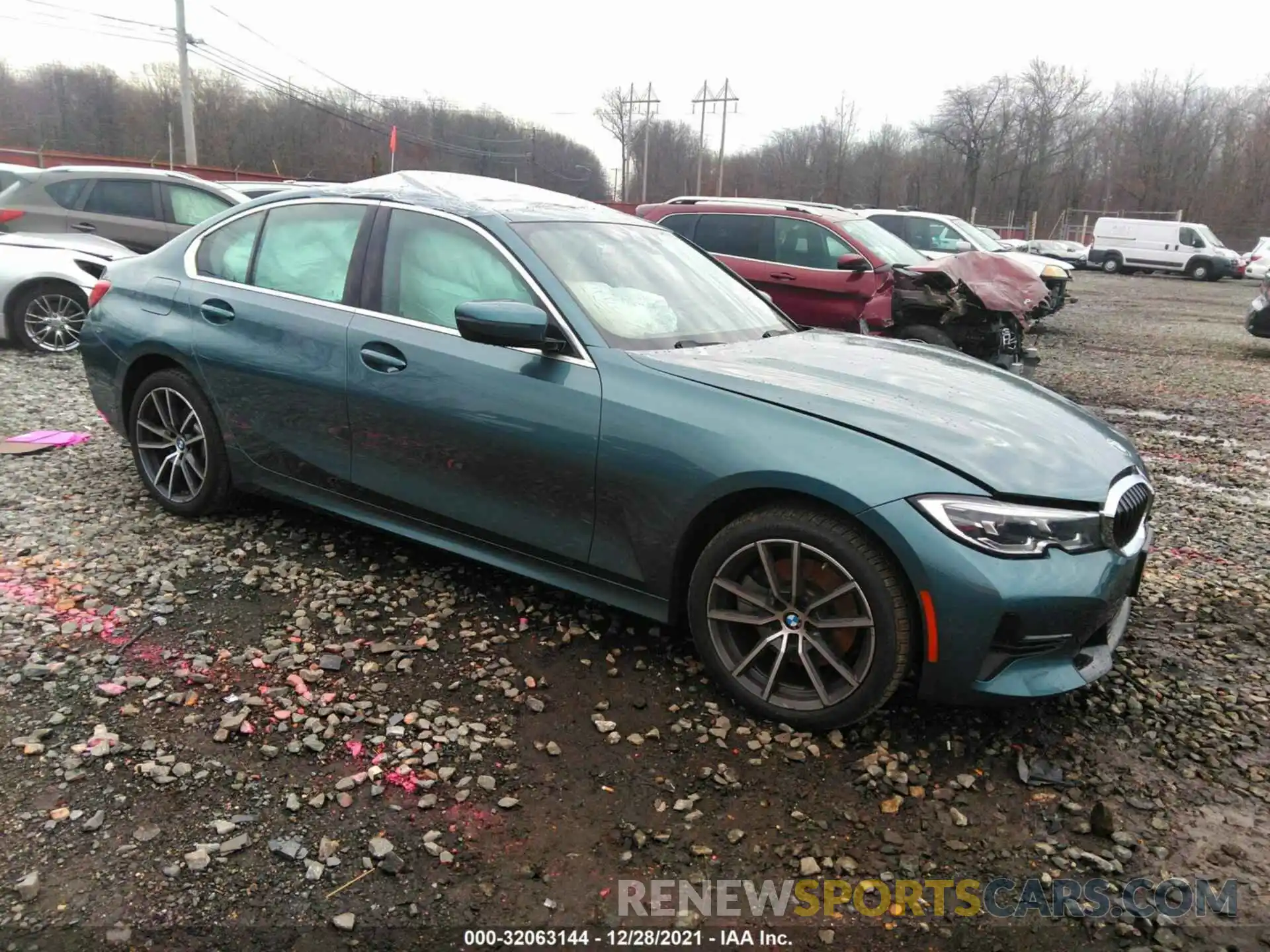 1 Photograph of a damaged car 3MW5R7J09L8B32698 BMW 3 SERIES 2020