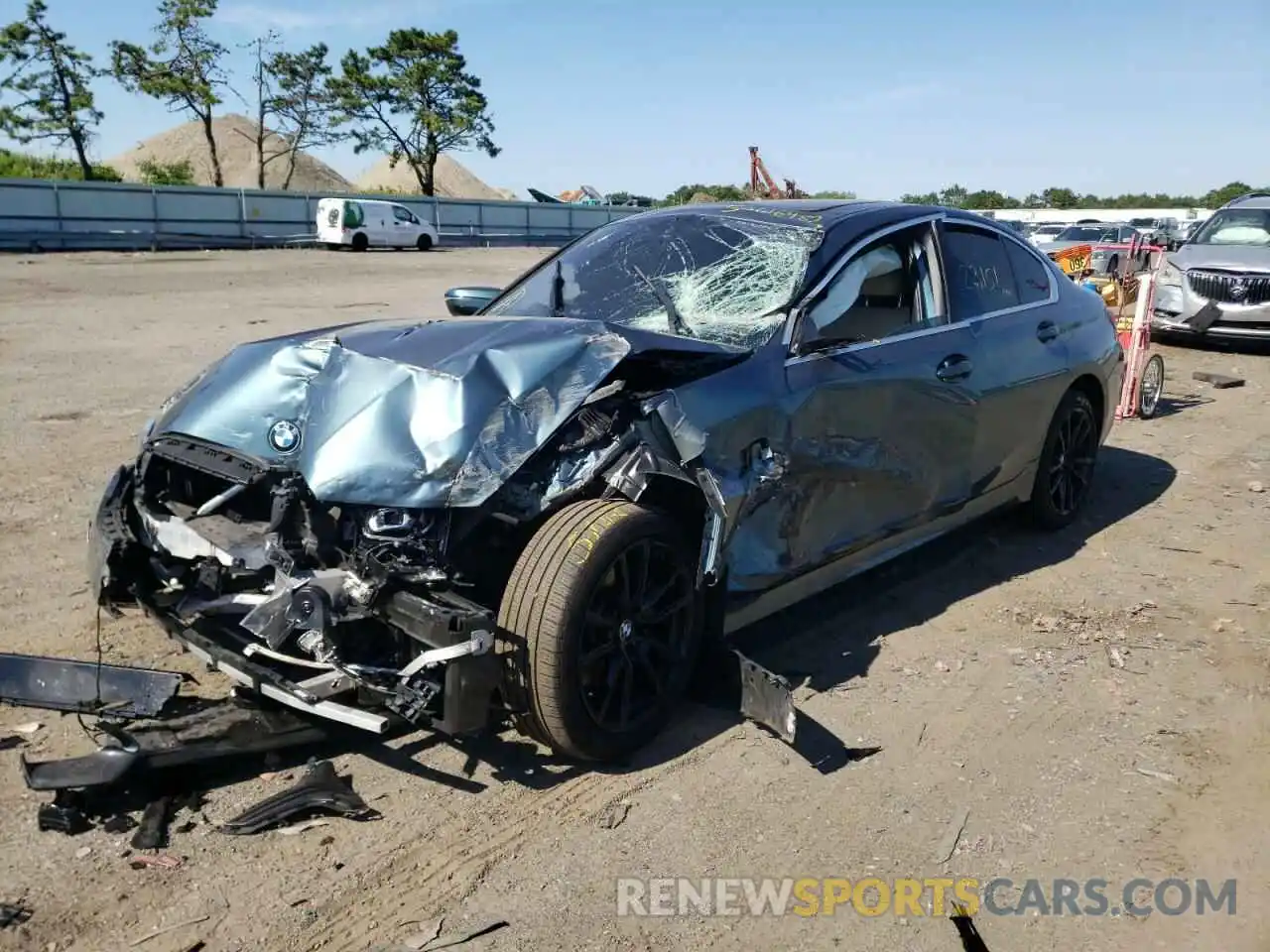 2 Photograph of a damaged car 3MW5R7J09L8B33737 BMW 3 SERIES 2020