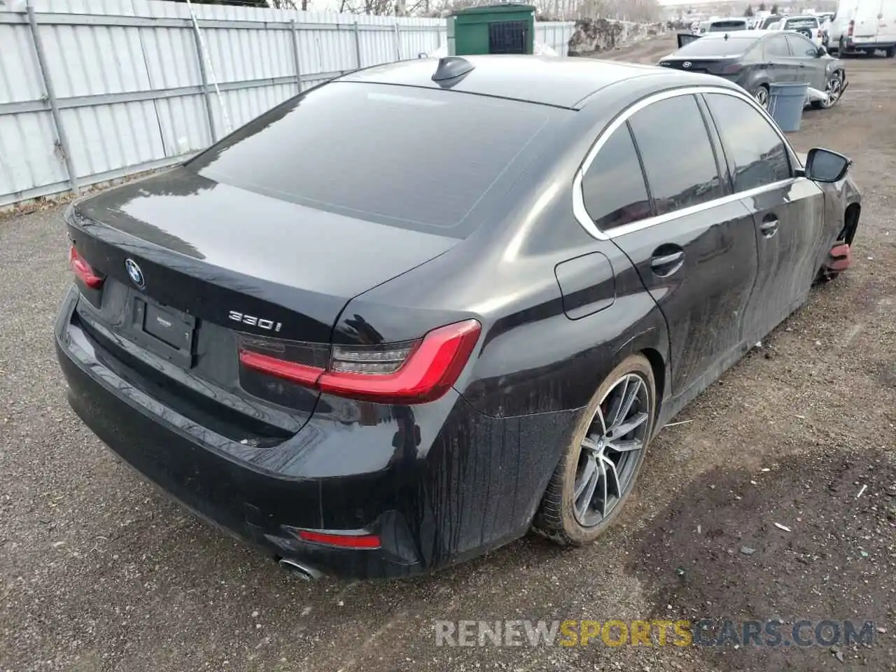 4 Photograph of a damaged car 3MW5R7J0XL8B08796 BMW 3 SERIES 2020