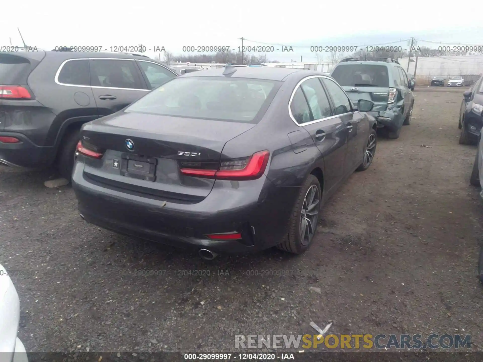 4 Photograph of a damaged car 3MW5R7J0XL8B09656 BMW 3 SERIES 2020