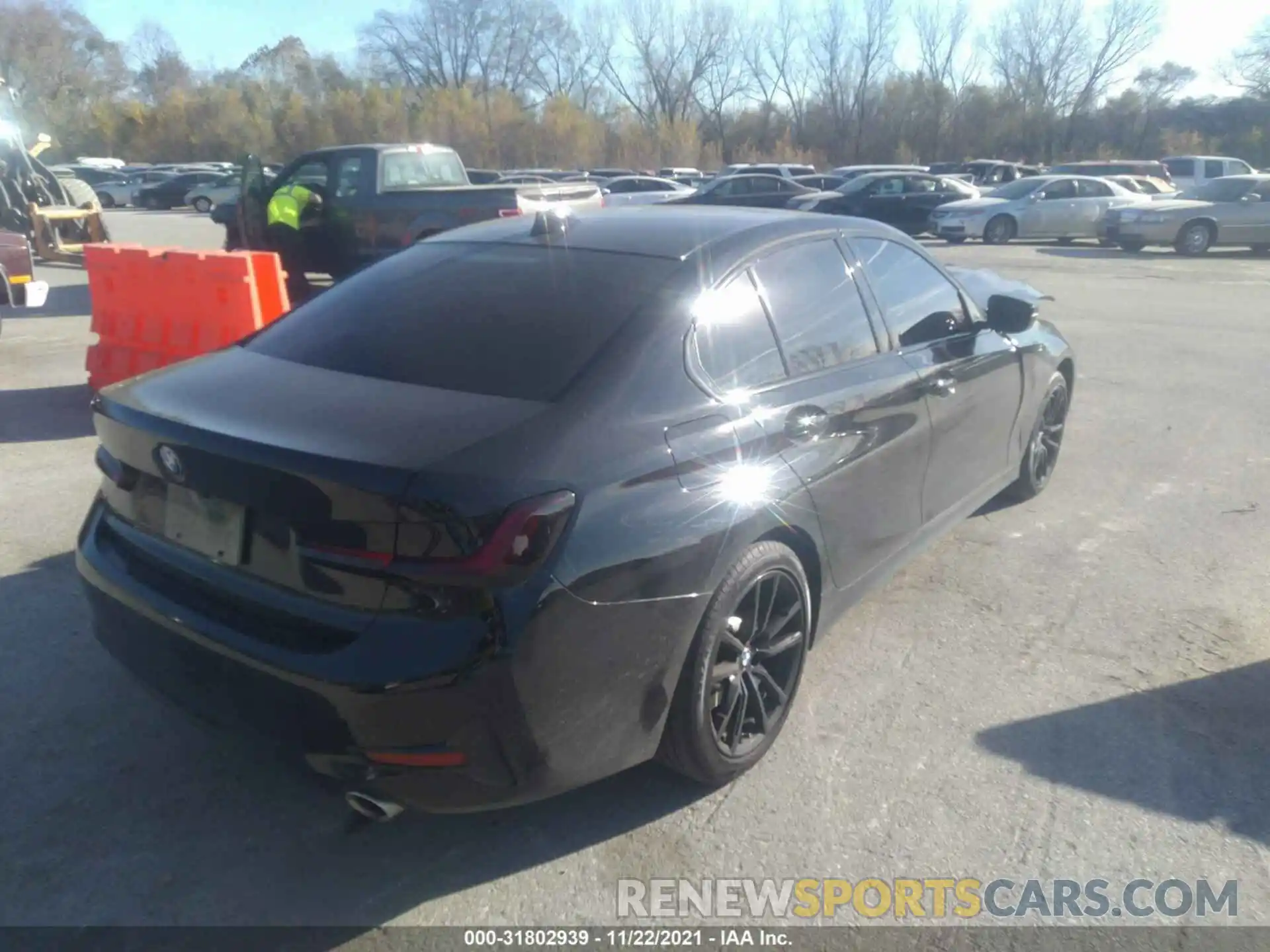 4 Photograph of a damaged car 3MW5R7J0XL8B10354 BMW 3 SERIES 2020