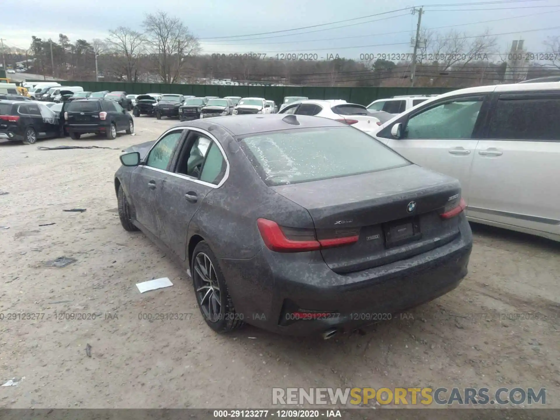 3 Photograph of a damaged car 3MW5R7J0XL8B16574 BMW 3 SERIES 2020