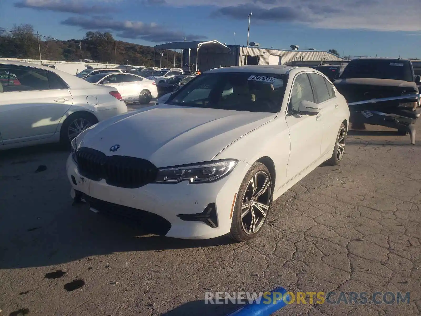 2 Photograph of a damaged car 3MW5R7J0XL8B17482 BMW 3 SERIES 2020