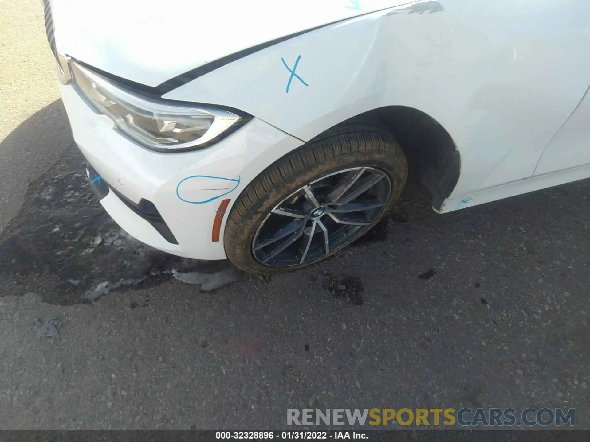 6 Photograph of a damaged car 3MW5R7J0XL8B20642 BMW 3 SERIES 2020