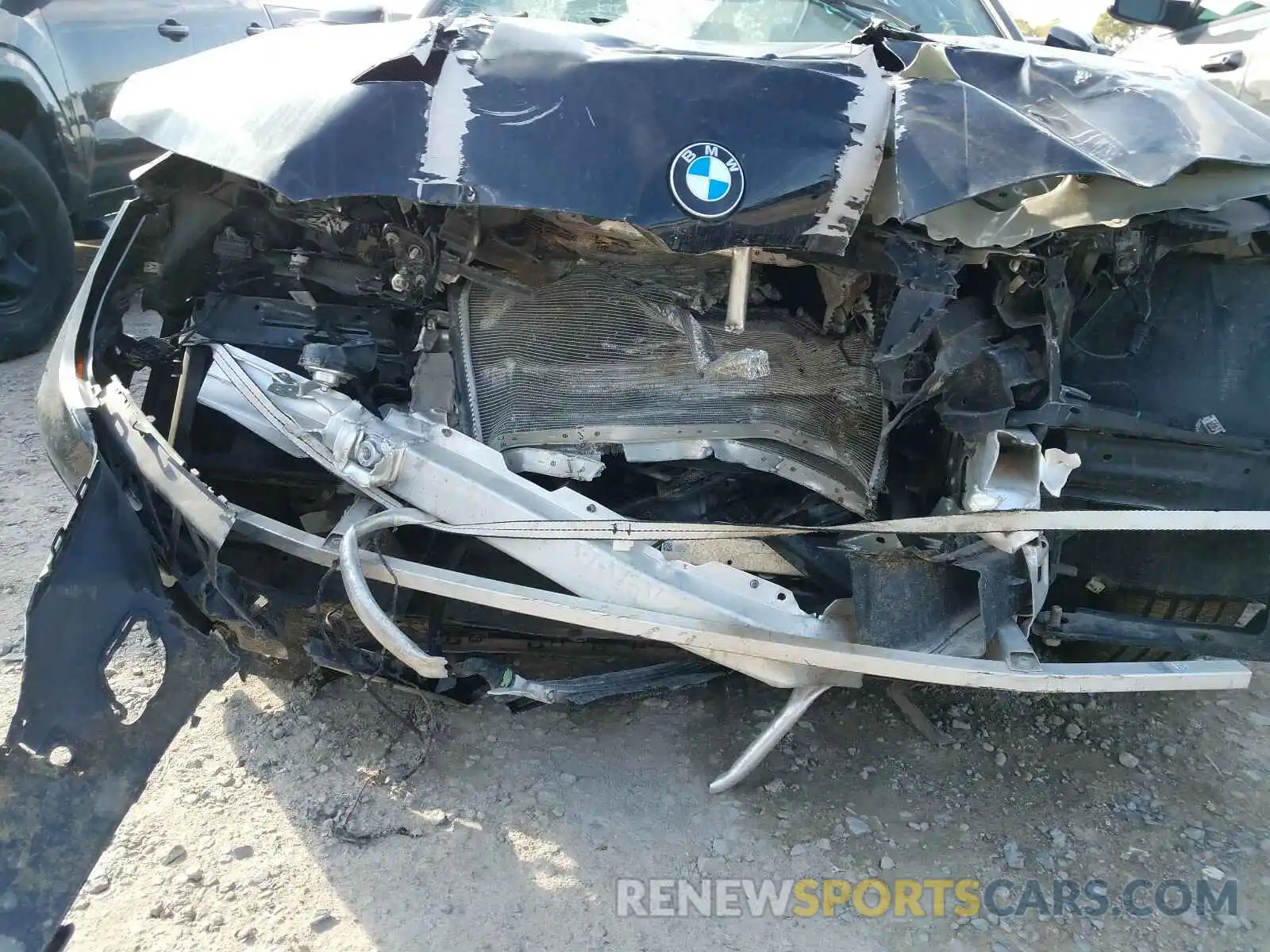 9 Photograph of a damaged car 3MW5R7J0XL8B24593 BMW 3 SERIES 2020