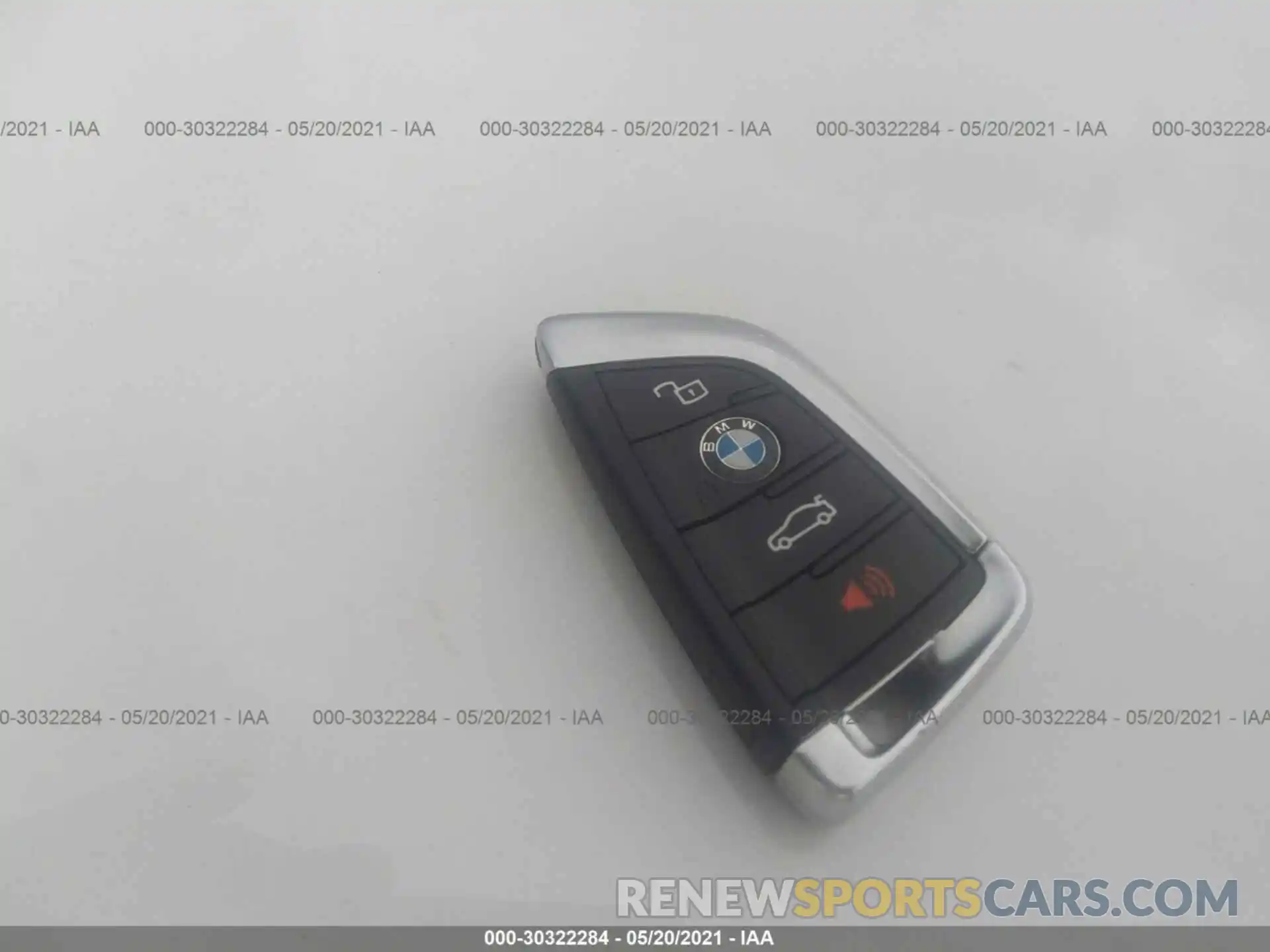 11 Фотография поврежденного автомобиля 3MW5R7J0XL8B24819 BMW 3 SERIES 2020