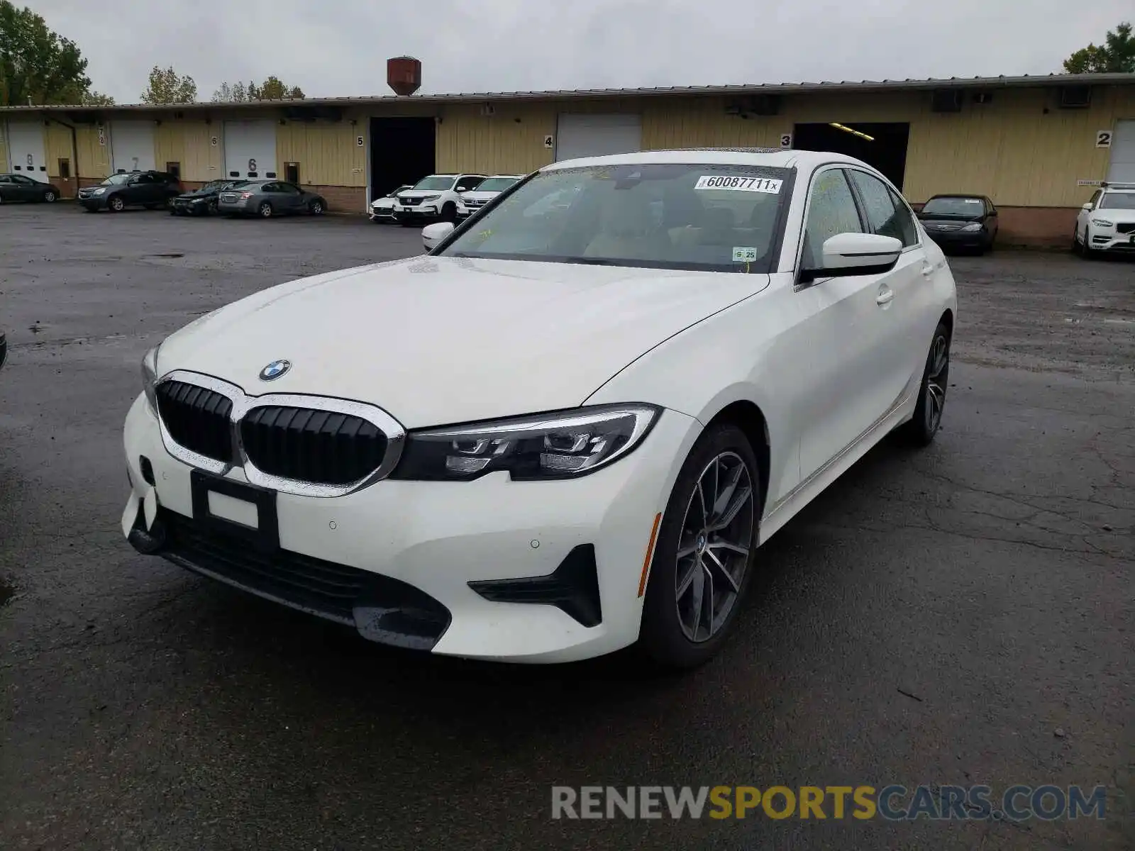 2 Photograph of a damaged car 3MW5R7J0XL8B27204 BMW 3 SERIES 2020