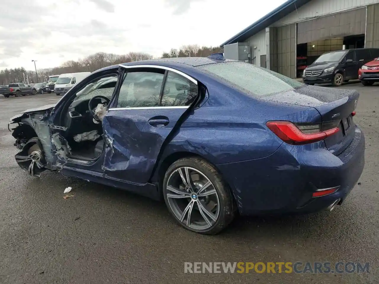 2 Photograph of a damaged car 3MW5R7J0XL8B36307 BMW 3 SERIES 2020