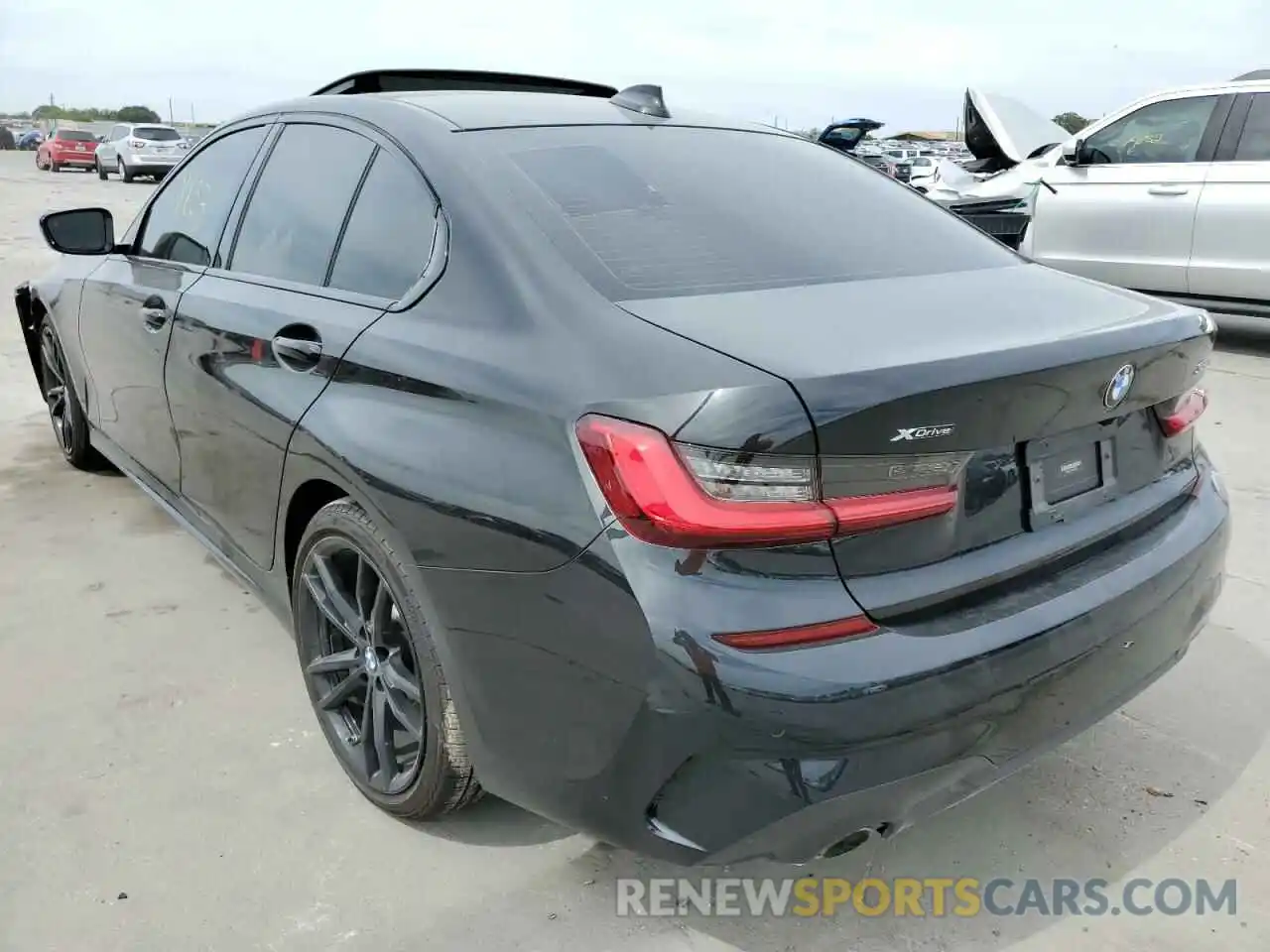 3 Photograph of a damaged car 3MW5R7J0XL8B36825 BMW 3 SERIES 2020