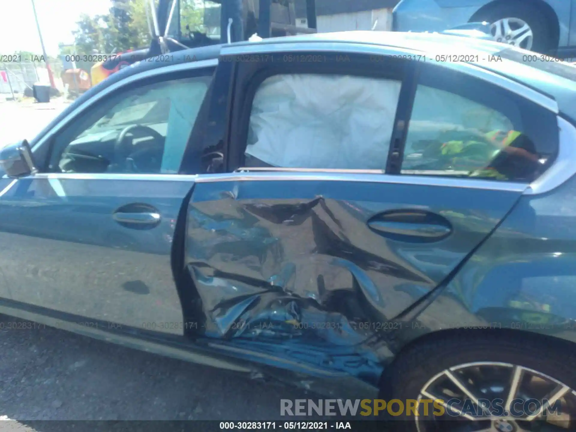 6 Photograph of a damaged car 3MW5R7J0XL8B42012 BMW 3 SERIES 2020