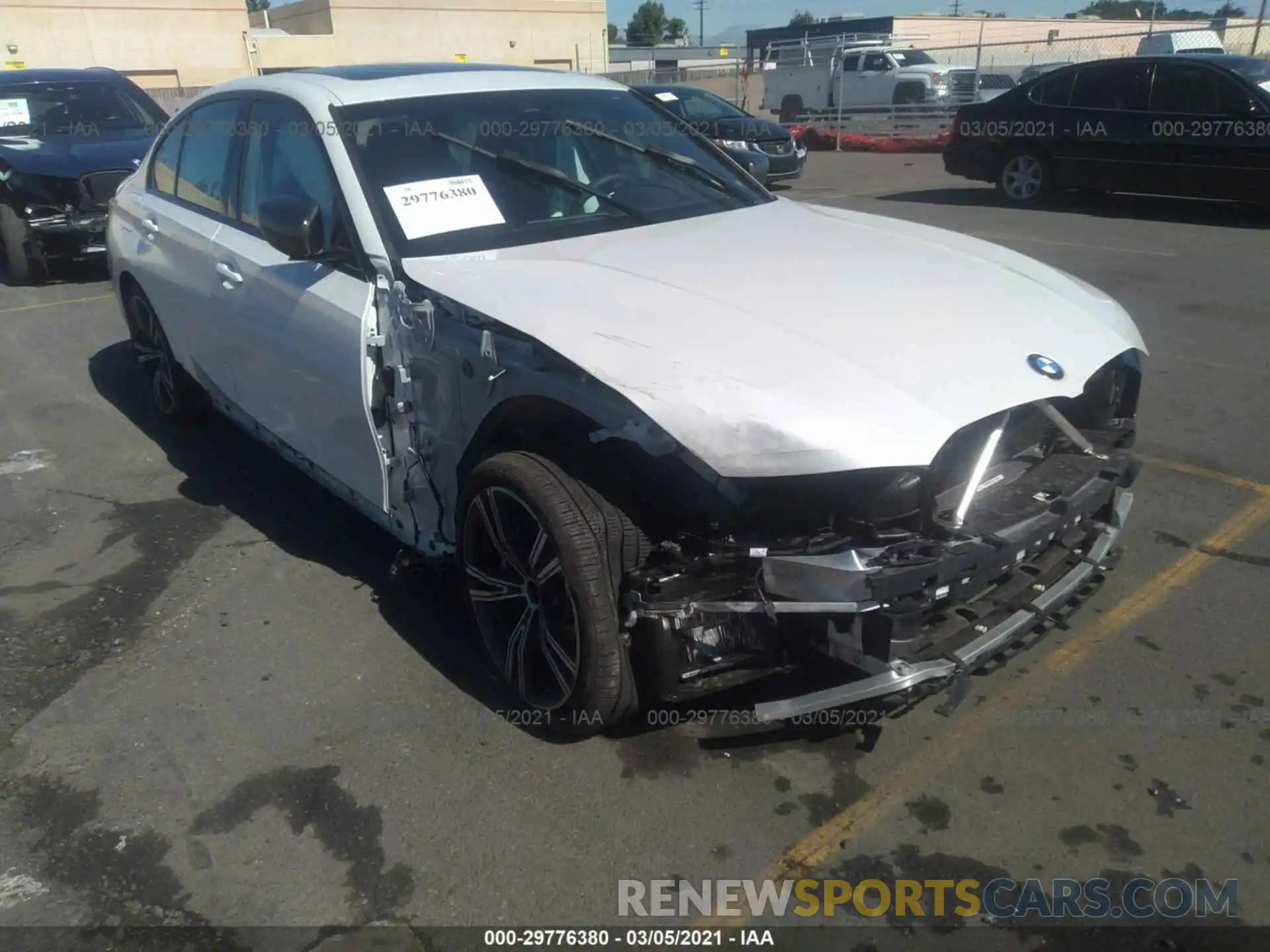 1 Photograph of a damaged car 3MW5U7J02L8B31097 BMW 3 SERIES 2020