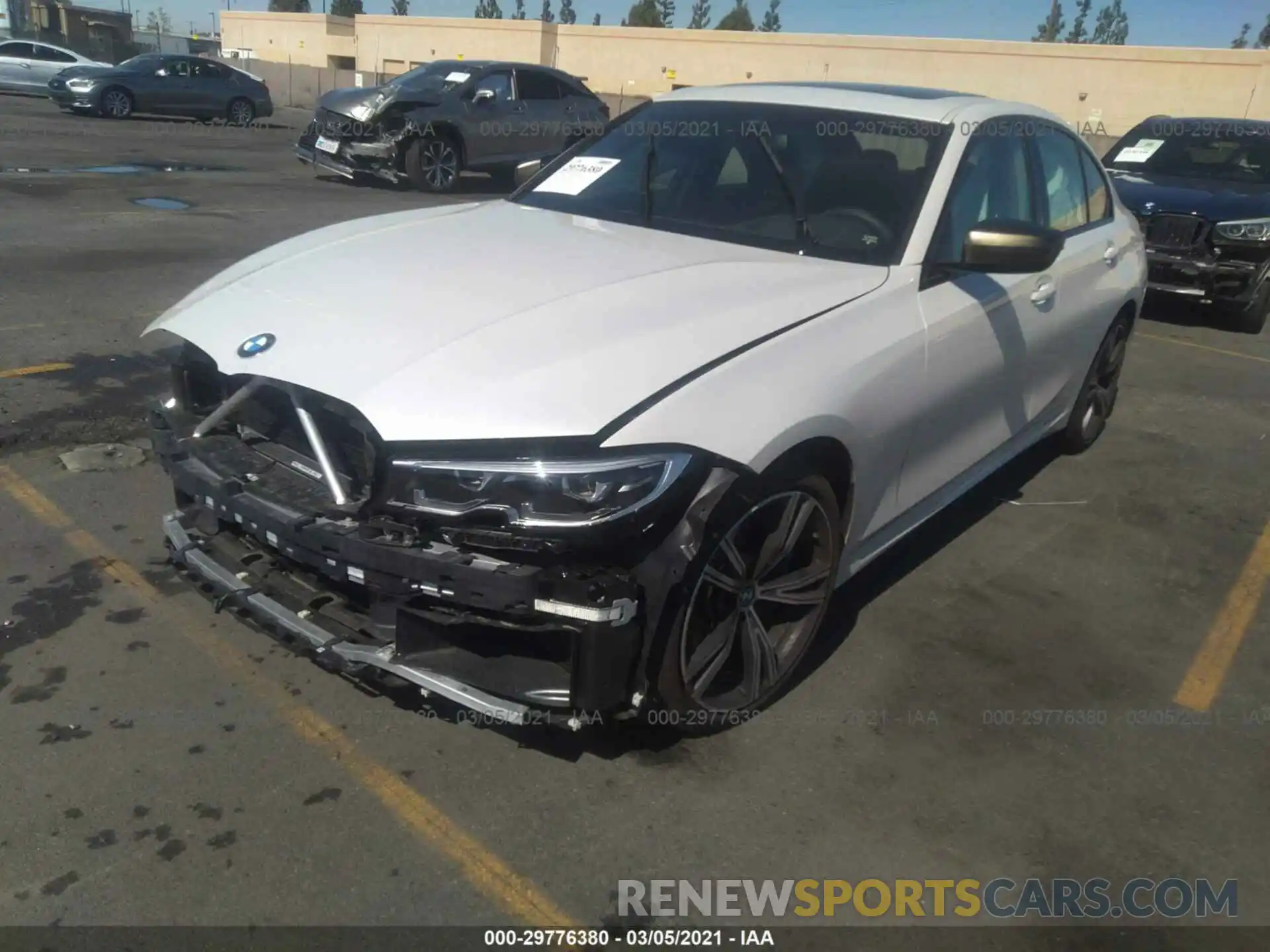 2 Photograph of a damaged car 3MW5U7J02L8B31097 BMW 3 SERIES 2020