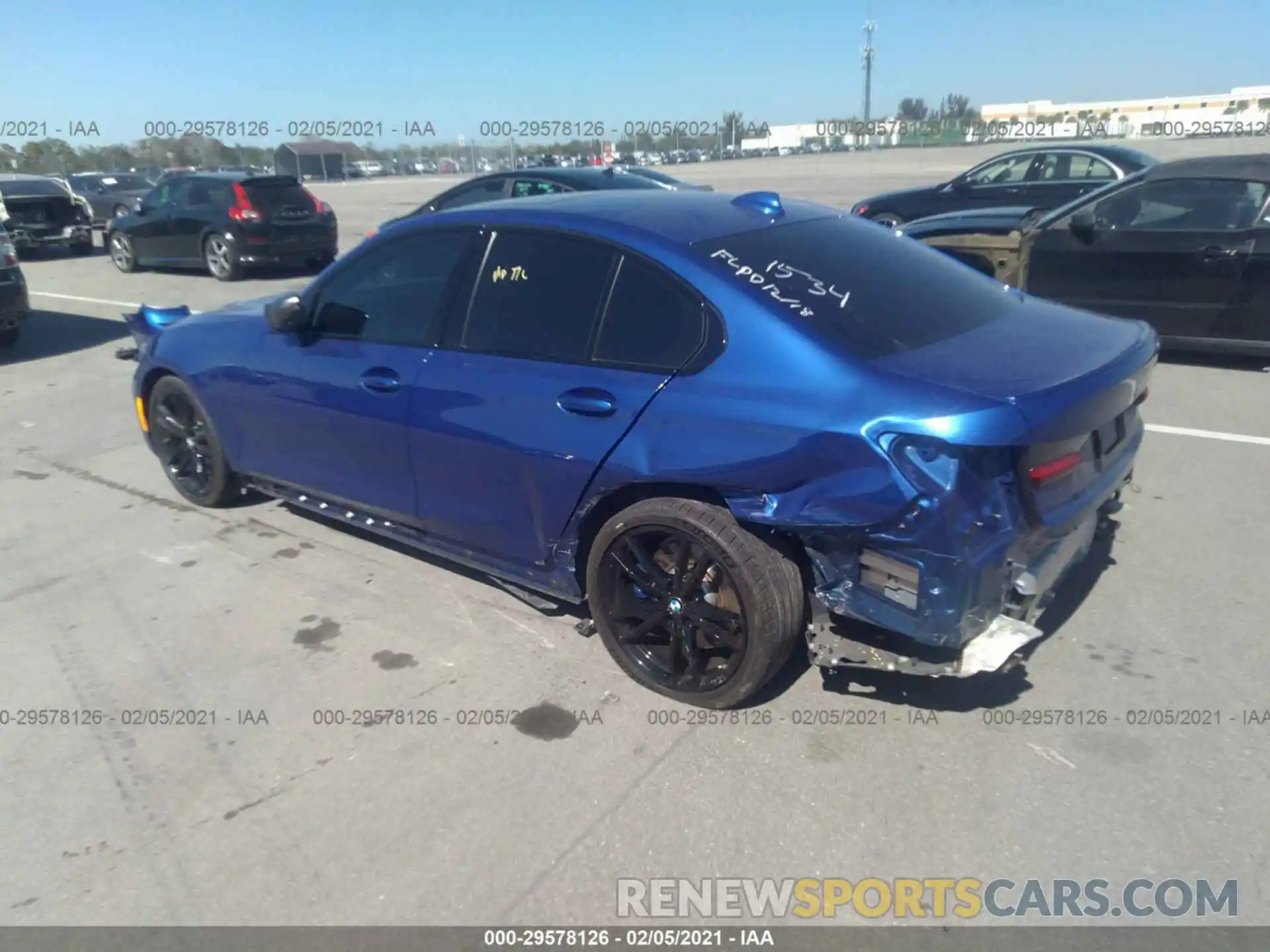 3 Photograph of a damaged car 3MW5U7J03L8B21534 BMW 3 SERIES 2020